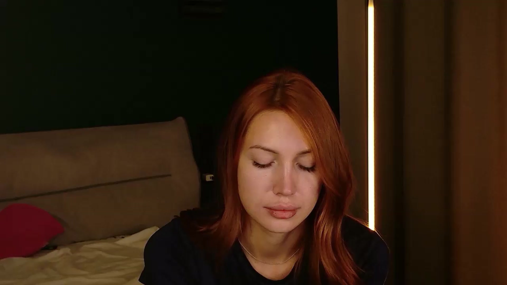 Gallery image thumbnail from LovelyGin's myfreecams stream on, 08/19/2026, 18:22 image 1 of 20