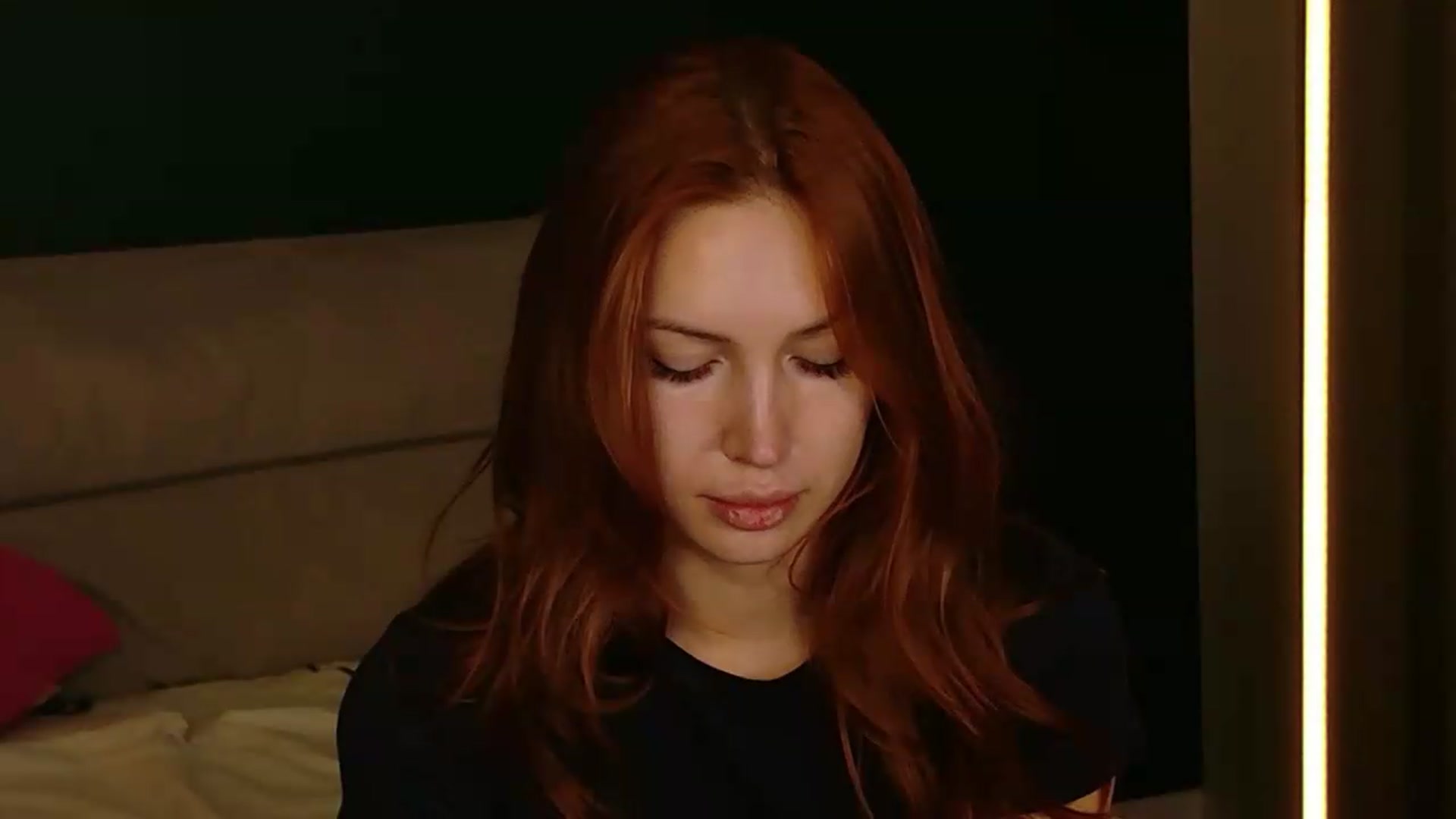 Gallery image thumbnail from LovelyGin's myfreecams stream on, 08/19/2026, 20:07 image 7 of 20
