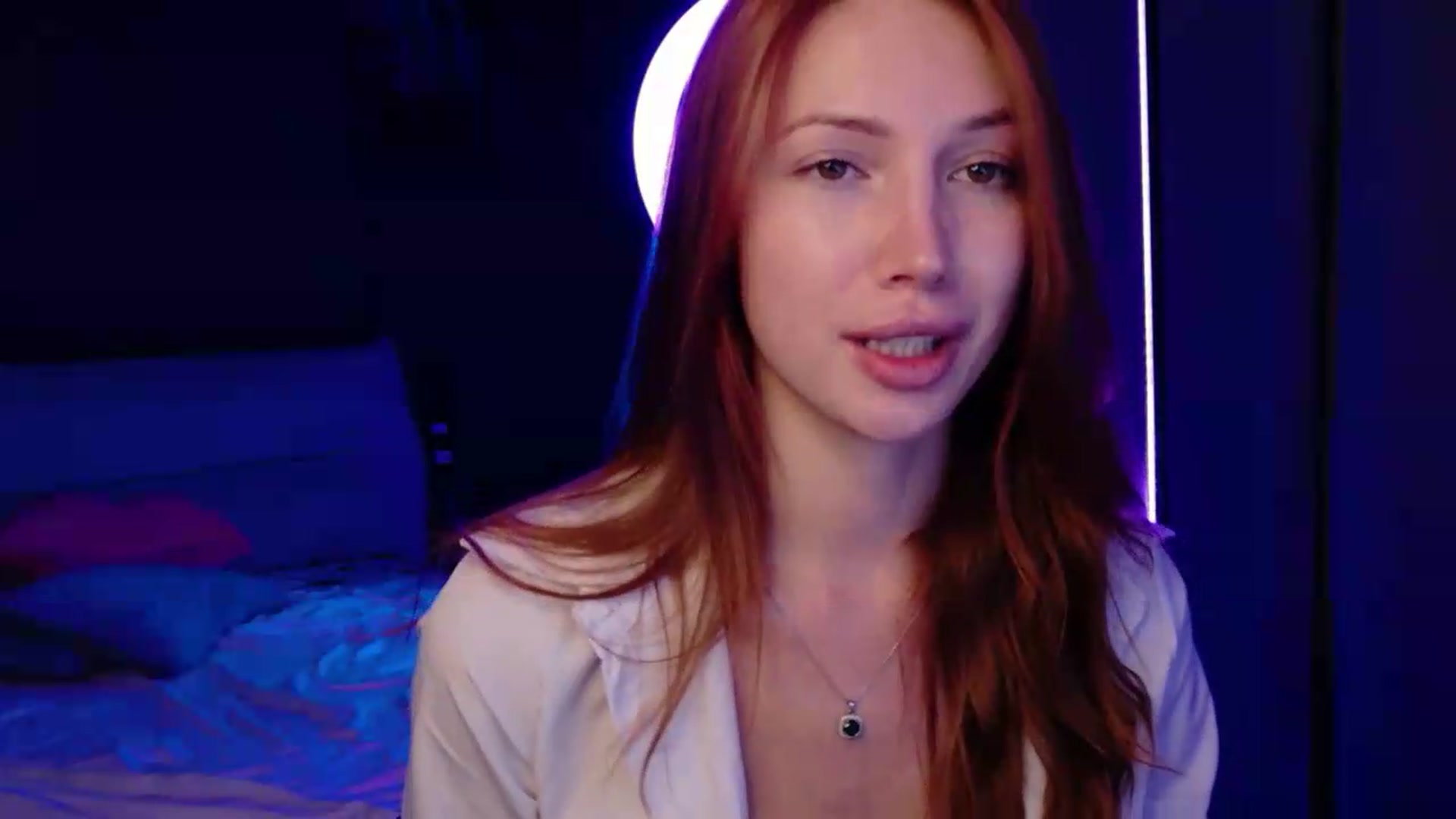 Gallery image thumbnail from LovelyGin's myfreecams stream on, 08/24/2026, 20:21 image 15 of 20