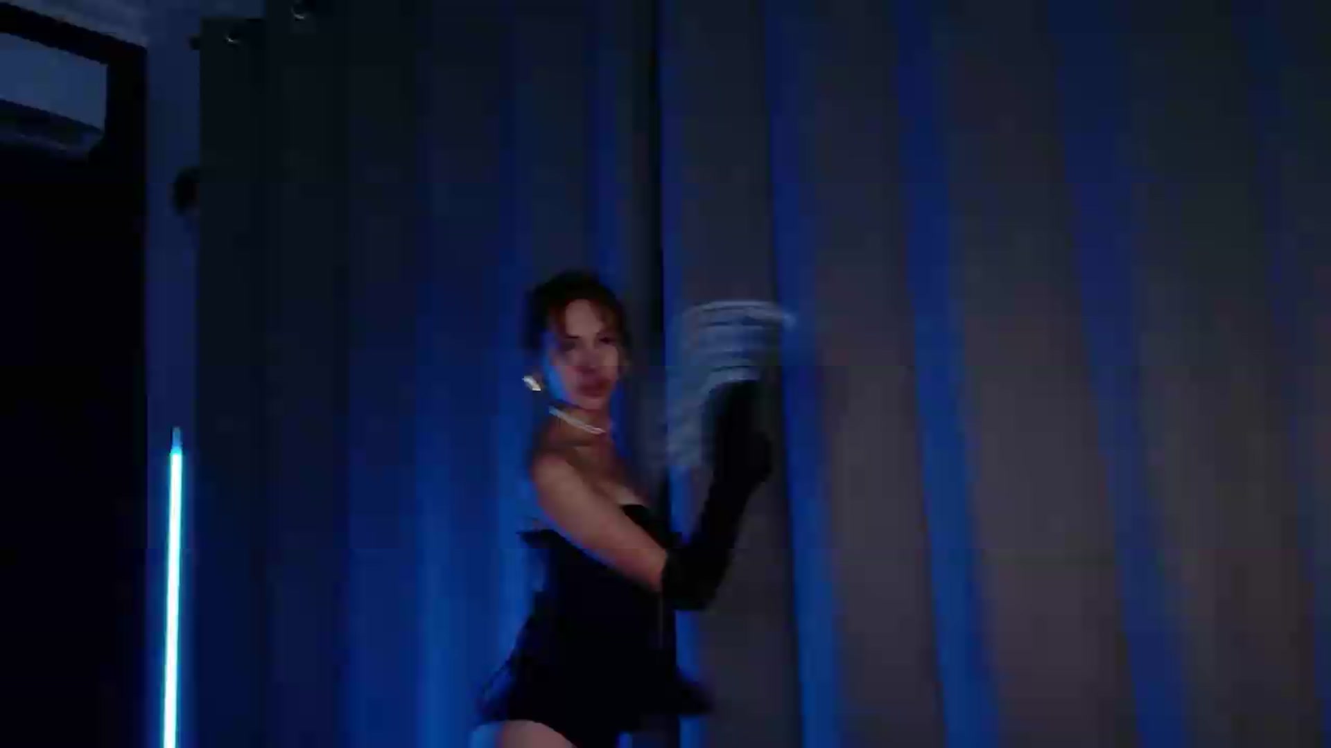Gallery image thumbnail from LovelyGin's myfreecams stream on, 08/25/2026, 16:54 image 1 of 20