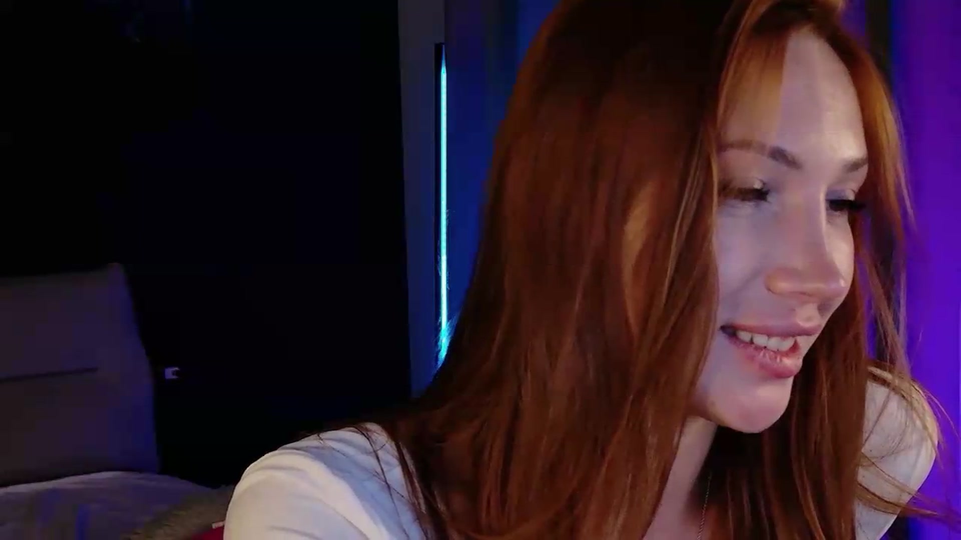 Gallery image thumbnail from LovelyGin's myfreecams stream on, 08/27/2026, 17:39 image 19 of 20