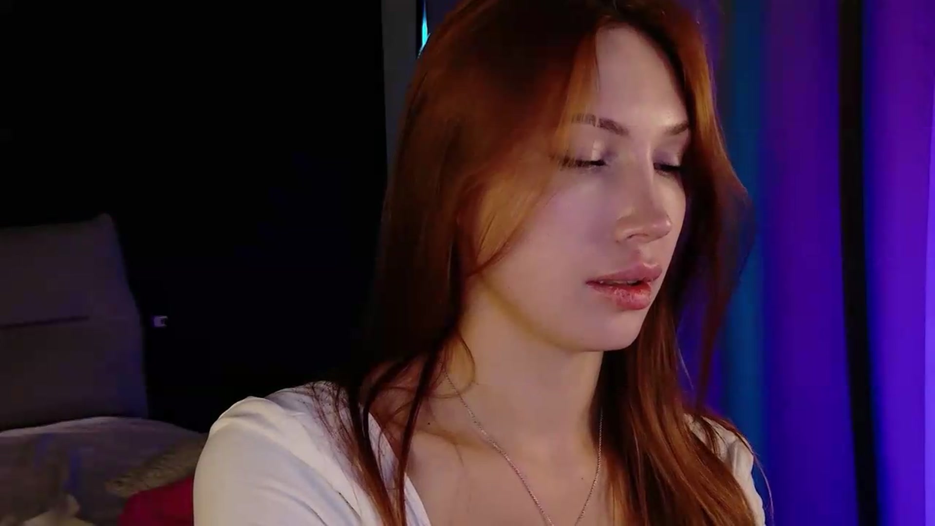 Gallery image thumbnail from LovelyGin's myfreecams stream on, 08/27/2026, 17:39 image 20 of 20