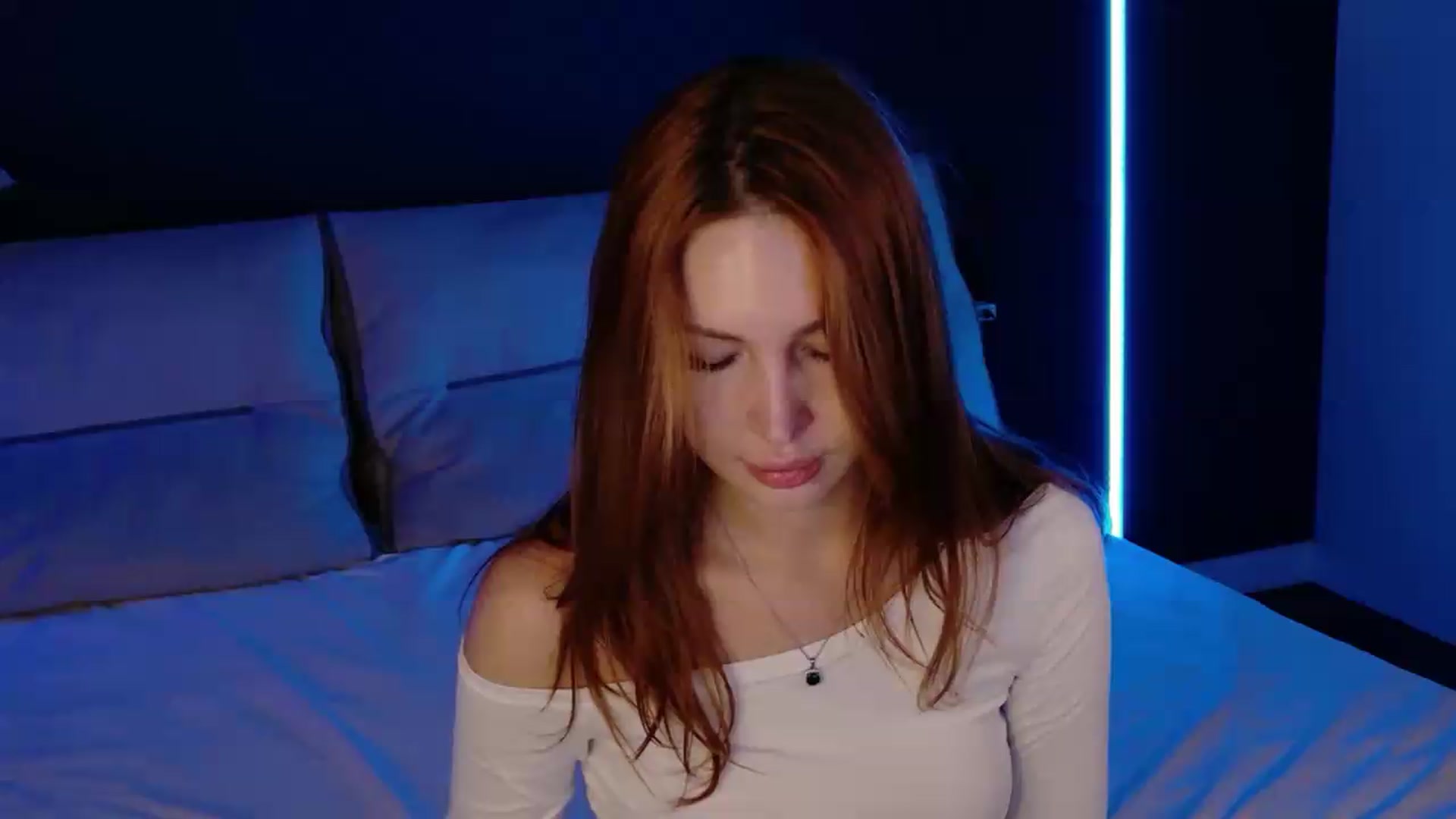 Gallery image thumbnail from LovelyGin's myfreecams stream on, 09/04/2026, 16:34 image 1 of 20