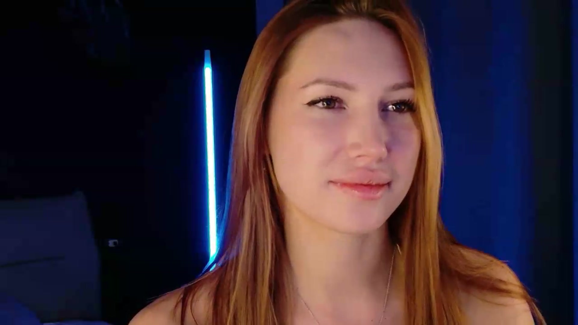 Gallery image thumbnail from LovelyGin's myfreecams stream on, 09/10/2026, 19:11 image 14 of 20
