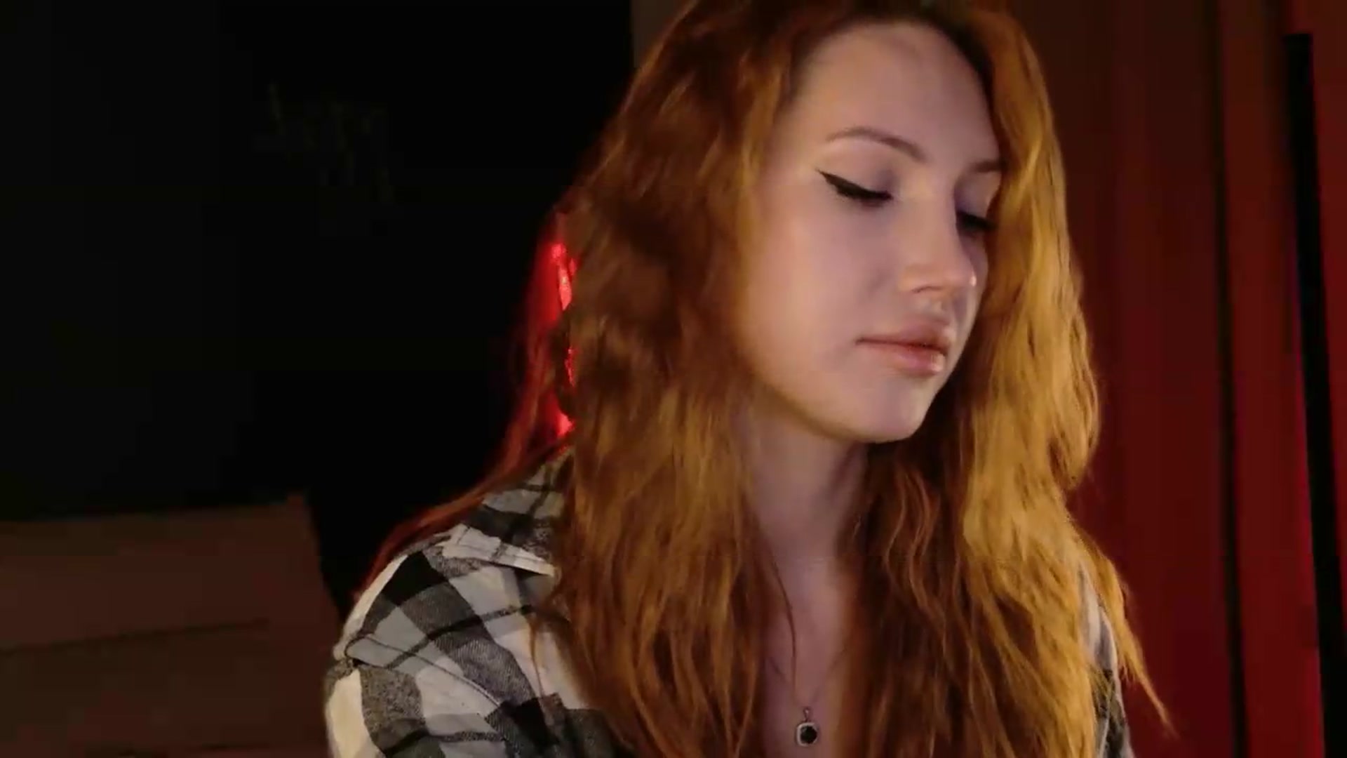 Gallery image thumbnail from LovelyGin's myfreecams stream on, 09/15/2026, 17:01 image 10 of 20