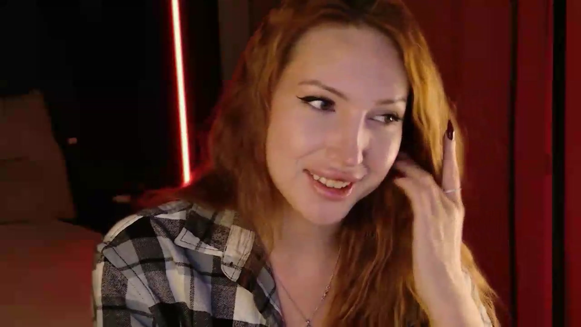Gallery image thumbnail from LovelyGin's myfreecams stream on, 09/15/2026, 17:01 image 20 of 20