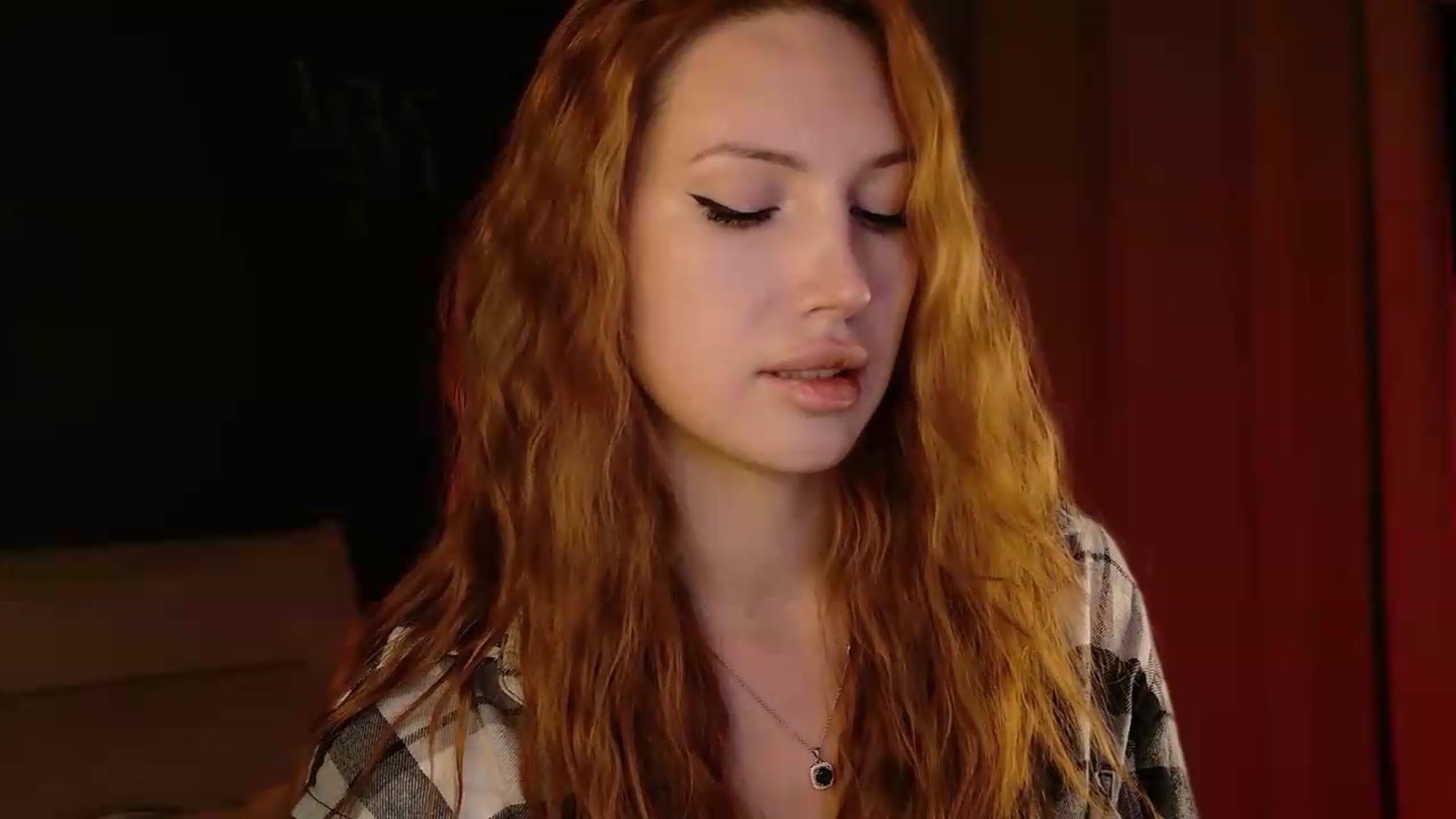Gallery image thumbnail from LovelyGin's myfreecams stream on, 09/15/2026, 17:01 image 11 of 20