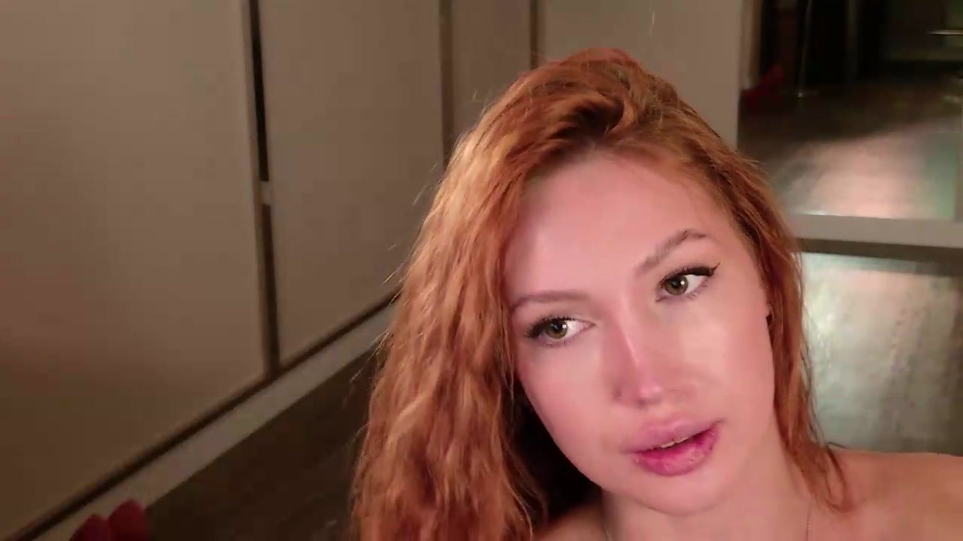 Gallery image thumbnail from LovelyGin's myfreecams stream on, 09/16/2026, 15:34 image 13 of 20