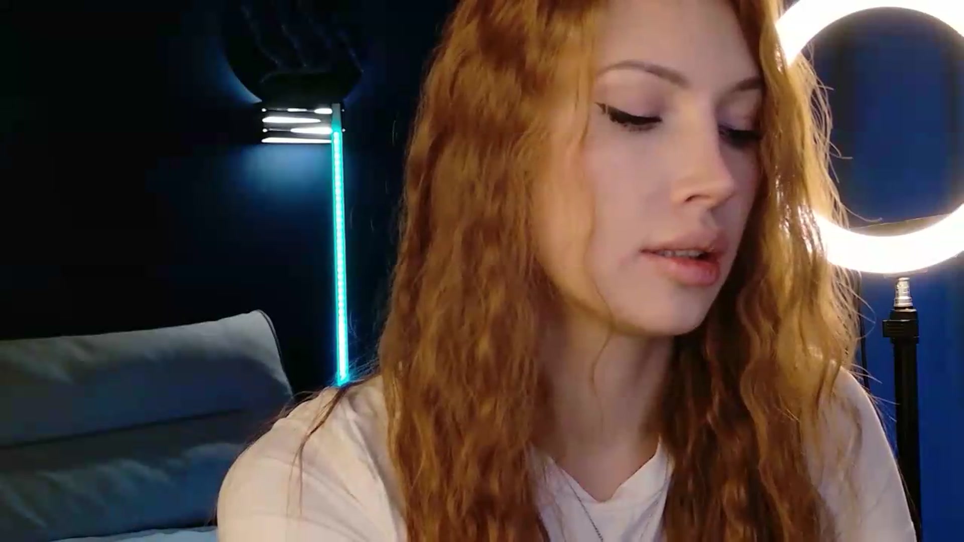 Gallery image thumbnail from LovelyGin's myfreecams stream on, 09/17/2026, 17:24 image 6 of 20