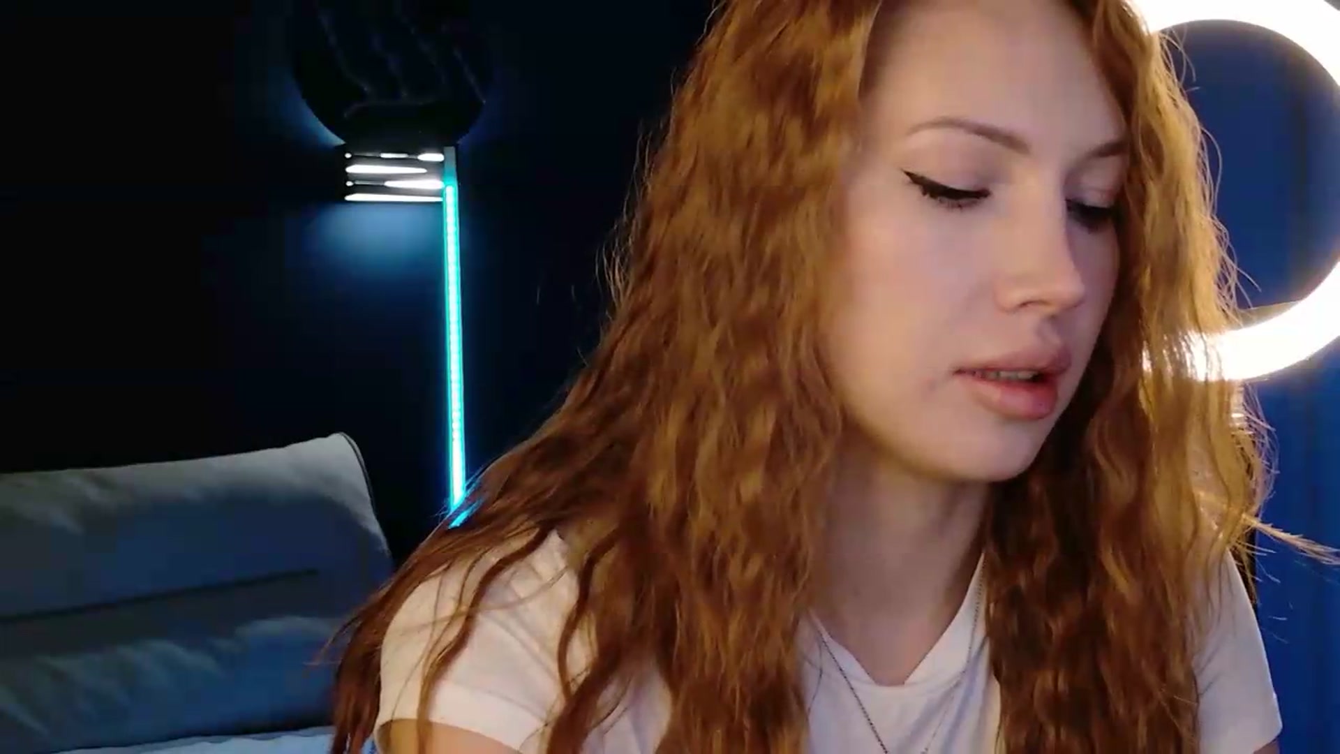 Gallery image thumbnail from LovelyGin's myfreecams stream on, 09/17/2026, 17:24 image 5 of 20