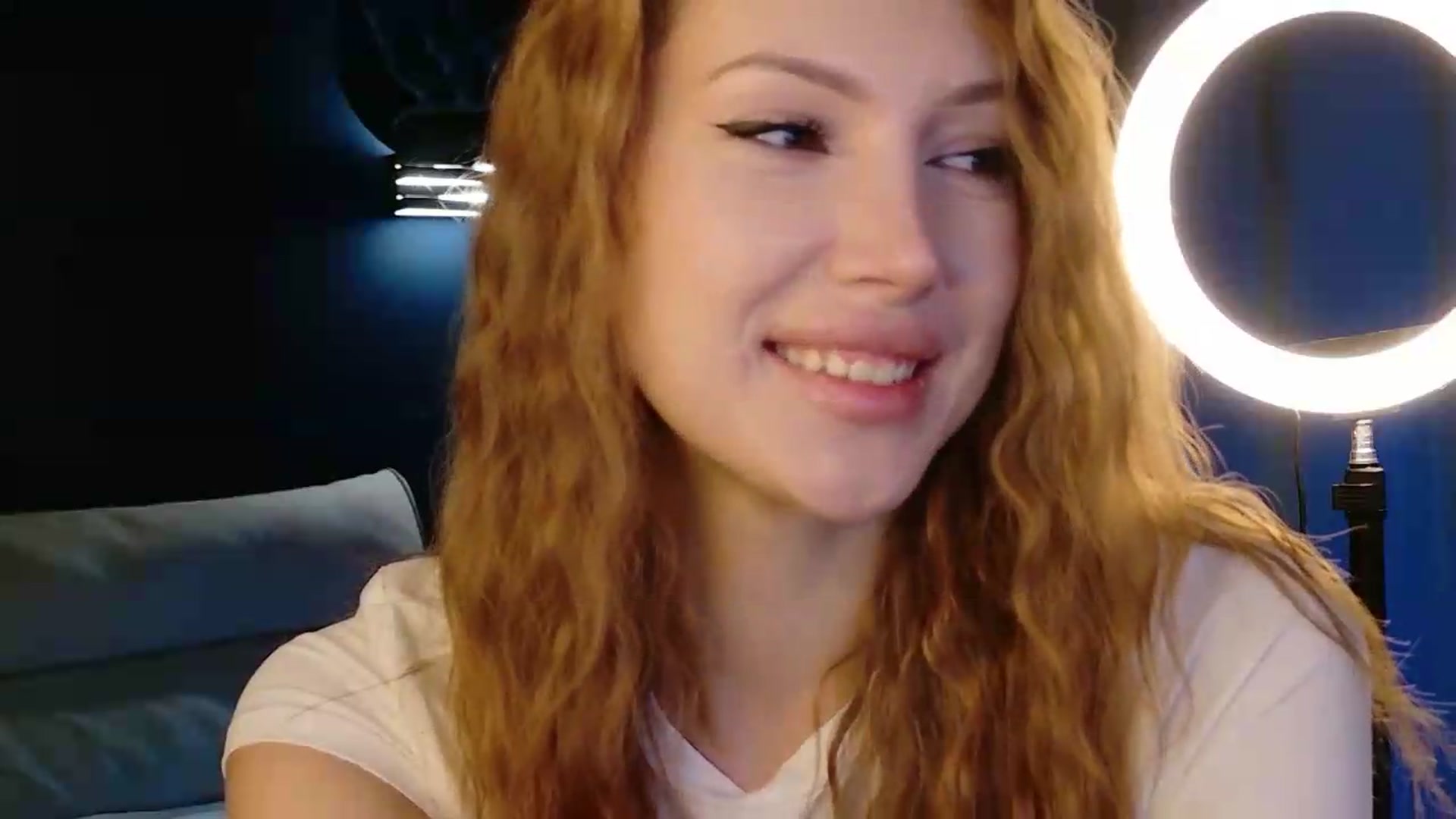 Gallery image thumbnail from LovelyGin's myfreecams stream on, 09/17/2026, 17:24 image 7 of 20