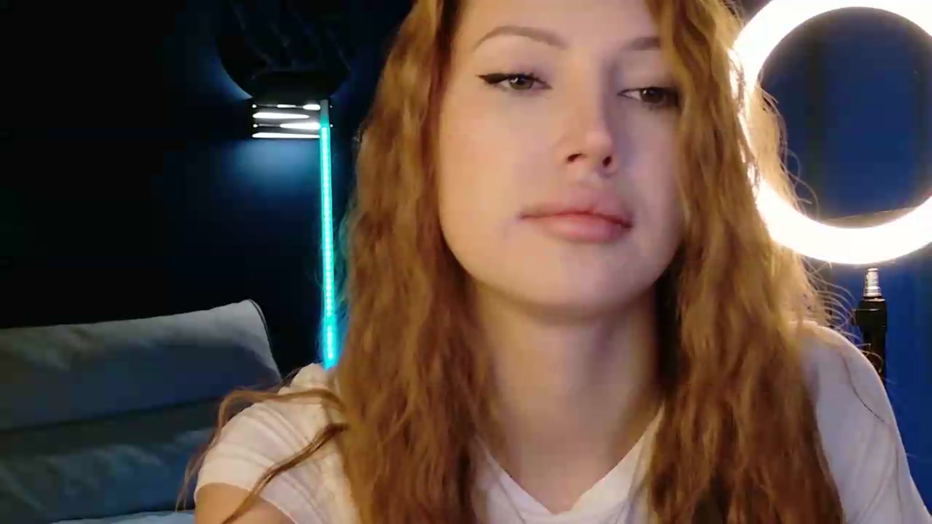 Gallery image thumbnail from LovelyGin's myfreecams stream on, 09/17/2026, 17:24 image 8 of 20