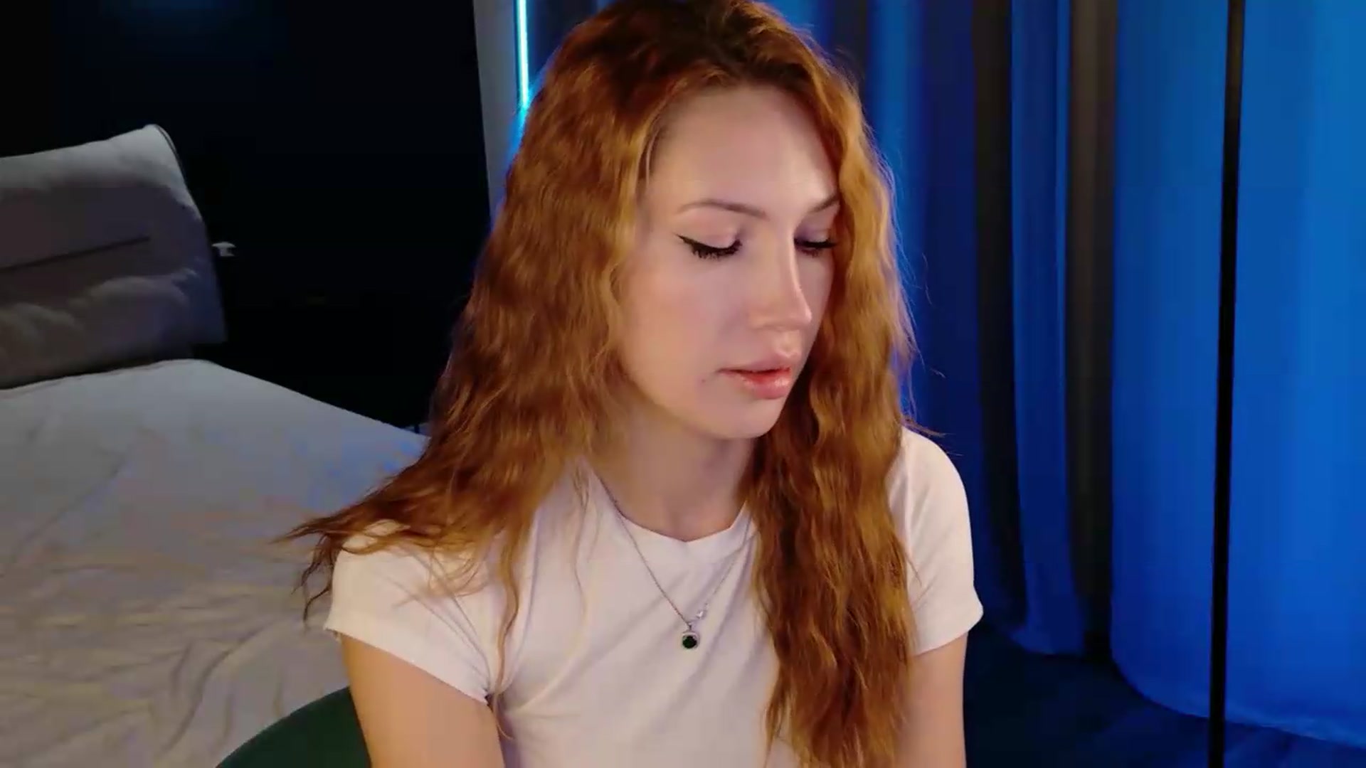Gallery image thumbnail from LovelyGin's myfreecams stream on, 09/17/2026, 20:14 image 7 of 20