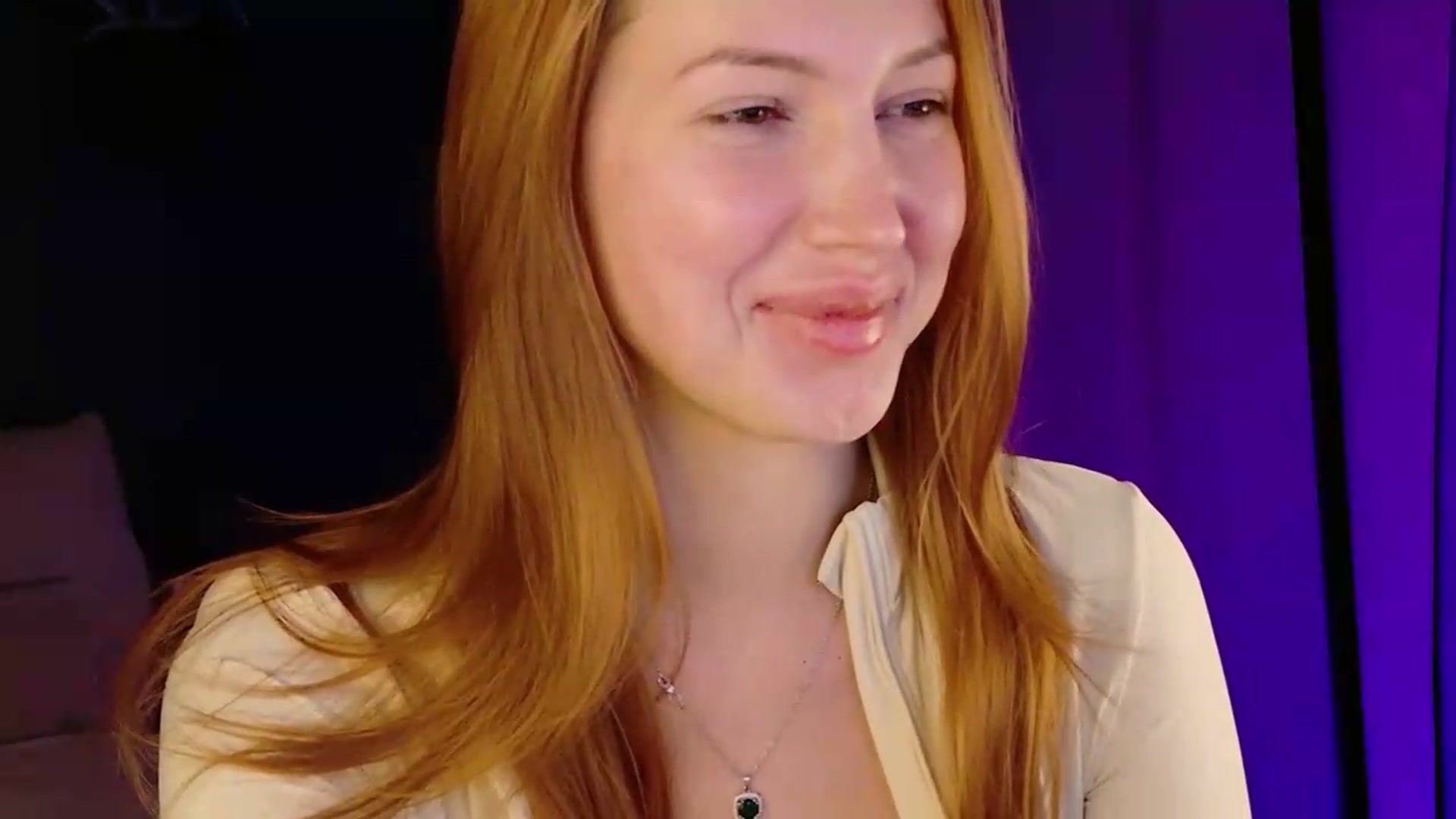 Gallery image thumbnail from LovelyGin's myfreecams stream on, 09/21/2026, 16:27 image 10 of 20