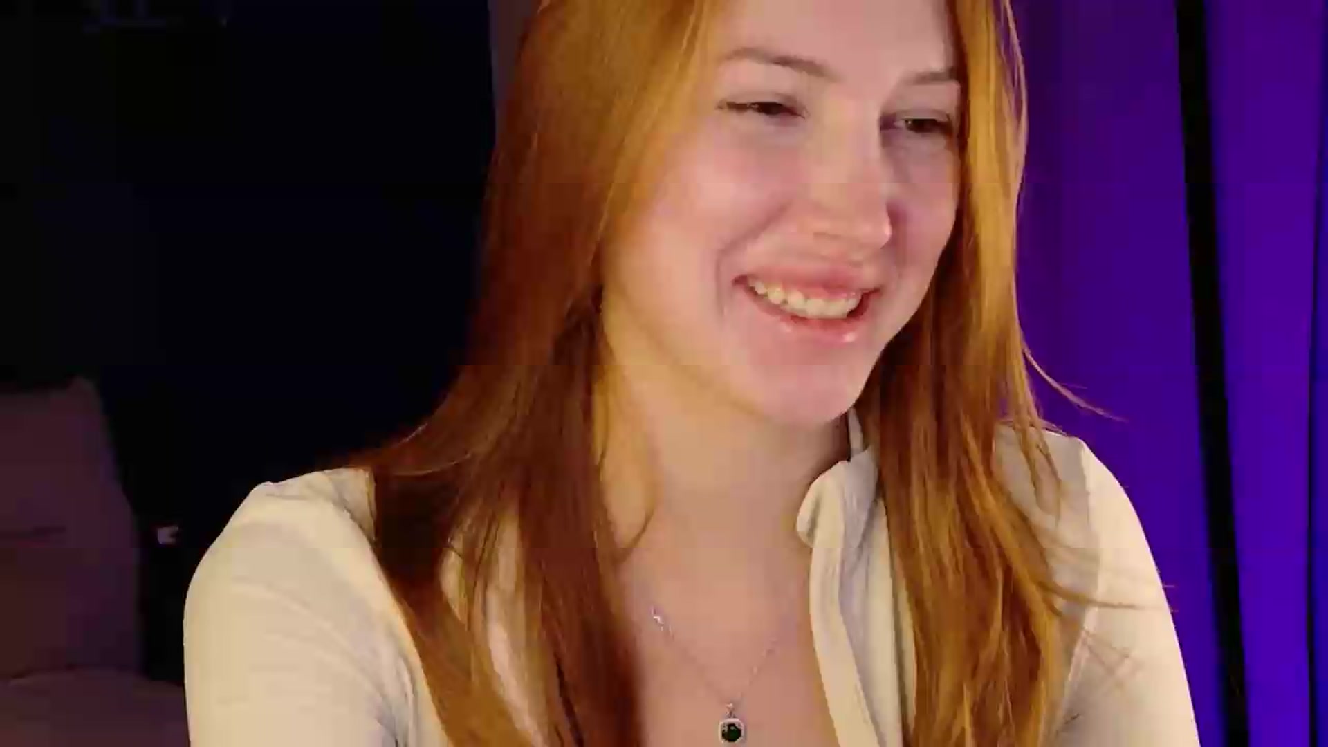 Gallery image thumbnail from LovelyGin's myfreecams stream on, 09/21/2026, 16:27 image 9 of 20