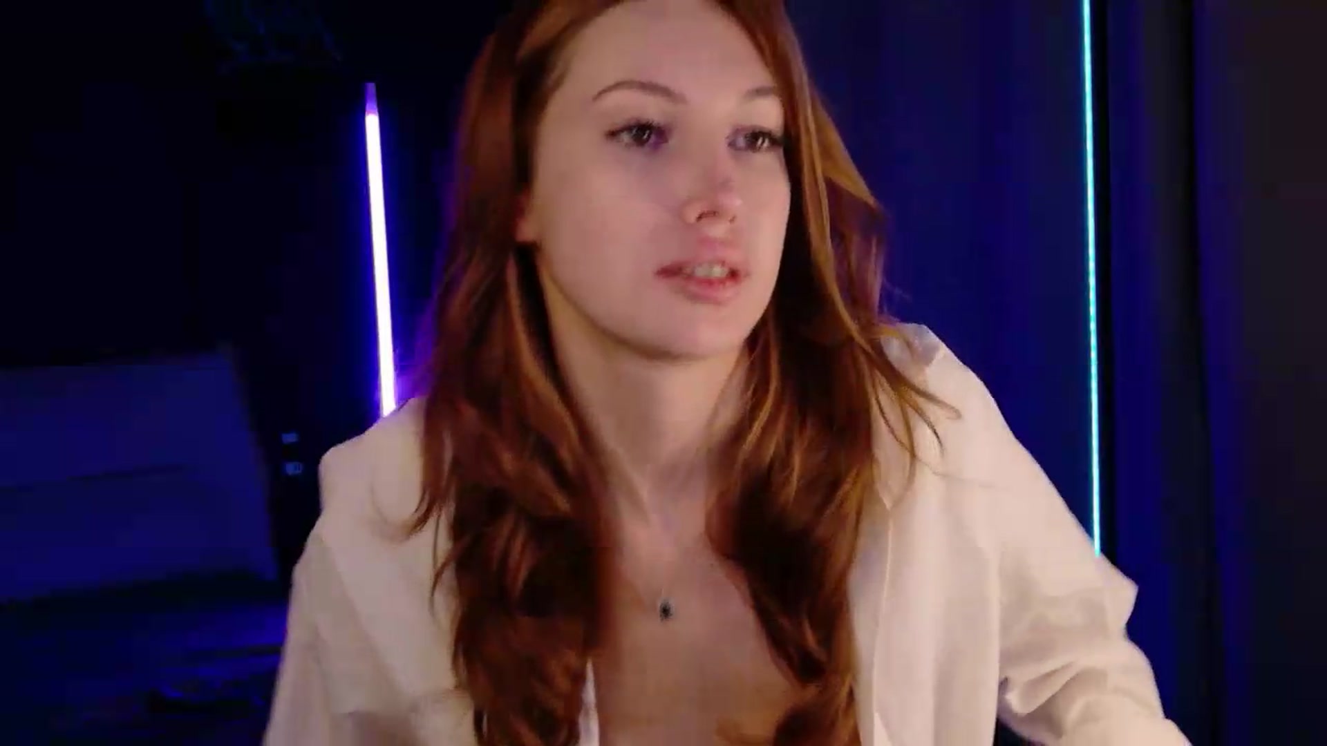 Gallery image thumbnail from LovelyGin's myfreecams stream on, 09/25/2026, 20:13 image 10 of 20