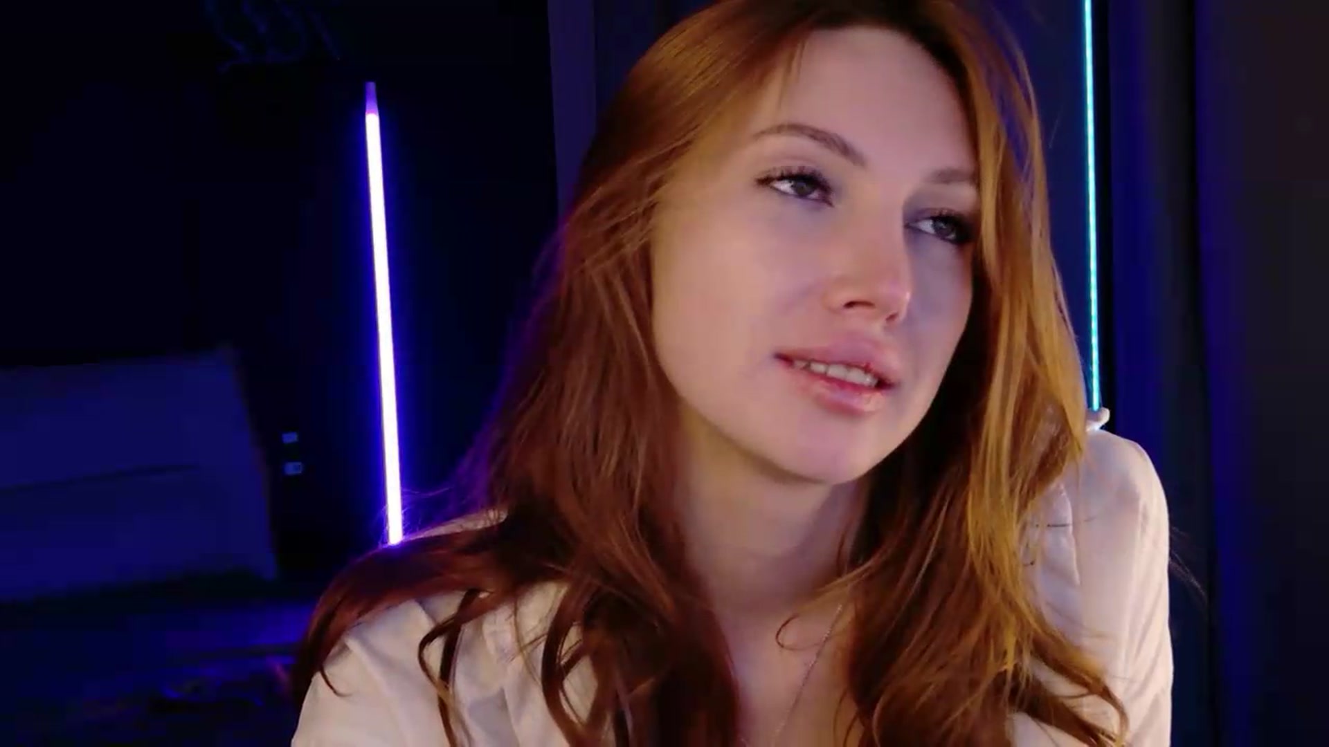 Gallery image thumbnail from LovelyGin's myfreecams stream on, 09/25/2026, 20:13 image 9 of 20