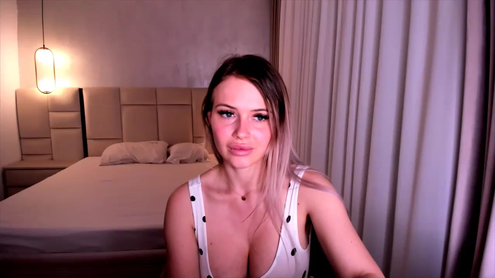 Gallery image thumbnail from LovelyKa's myfreecams stream on, 05/24/2023, 04:00 image 1 of 20