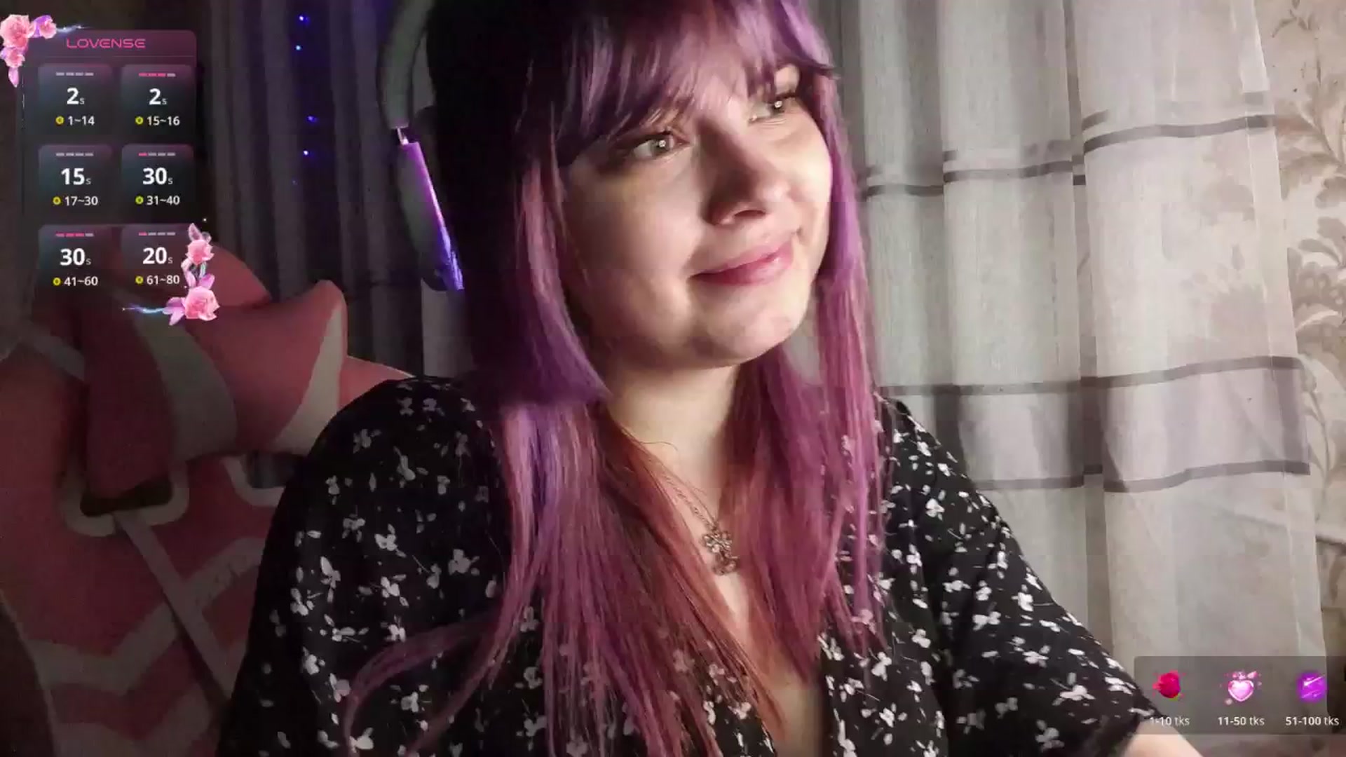 Gallery image thumbnail from LovelyKriss's myfreecams stream on, 02/27/2026, 01:40 image 15 of 20