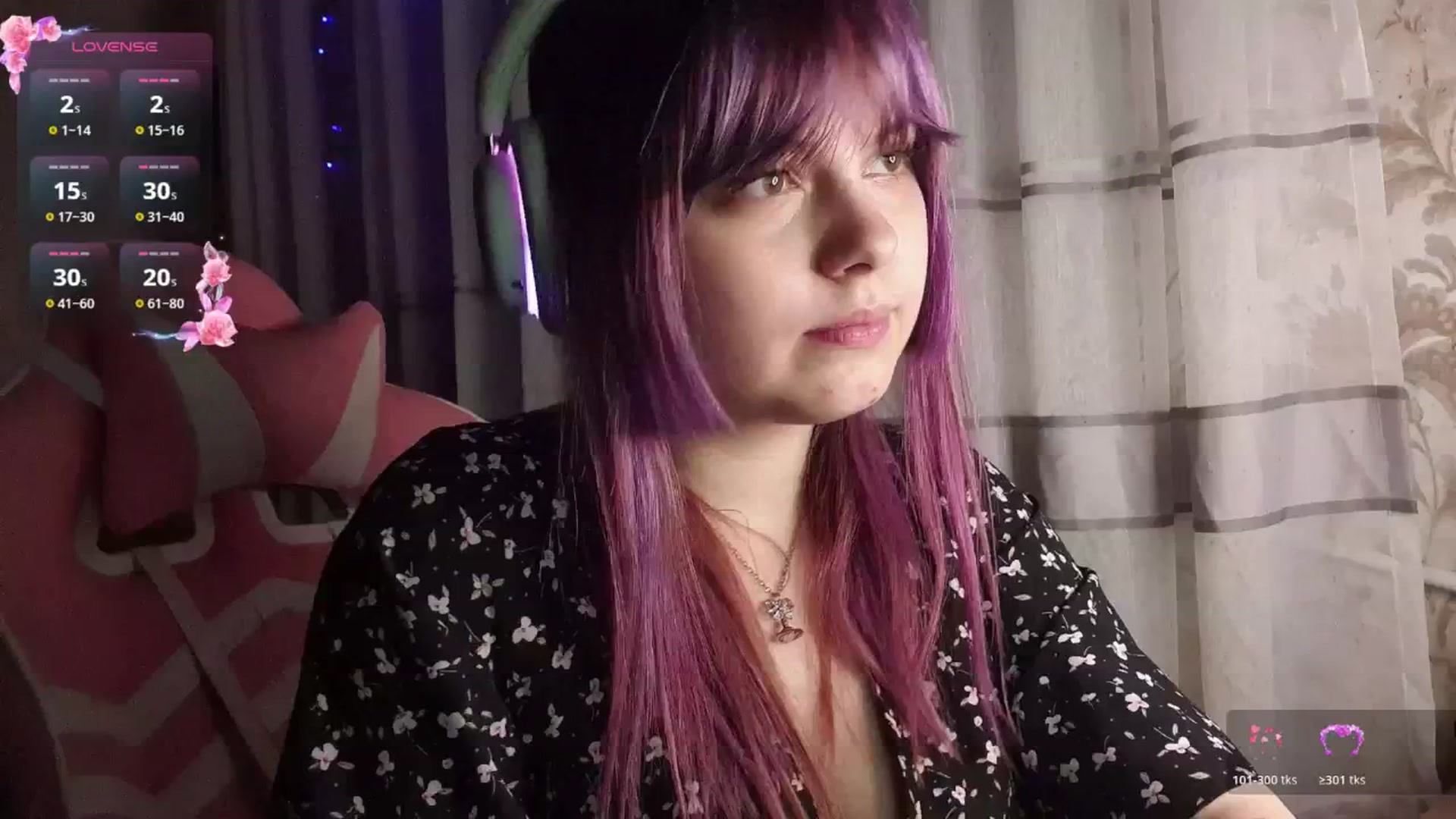 Gallery image thumbnail from LovelyKriss's myfreecams stream on, 02/27/2026, 01:40 image 8 of 20