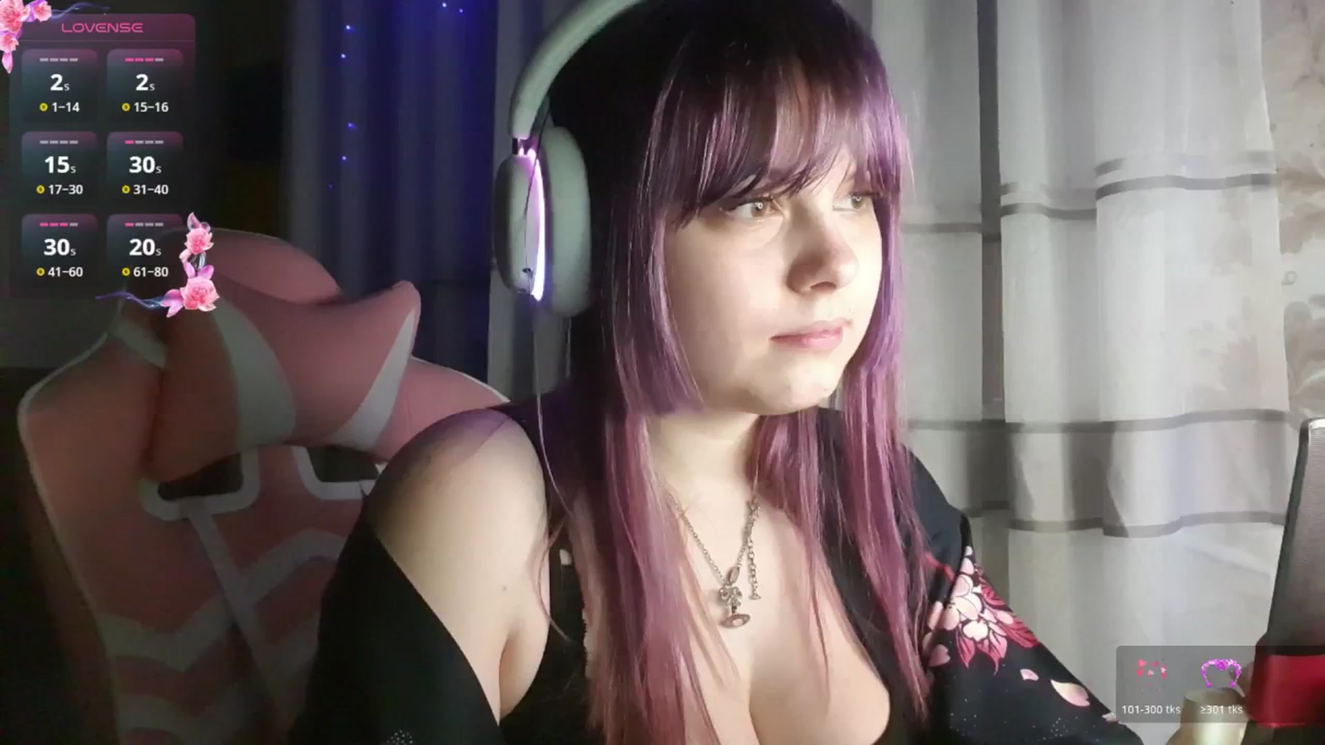 Gallery image thumbnail from LovelyKriss's myfreecams stream on, 02/28/2026, 23:29 image 12 of 20