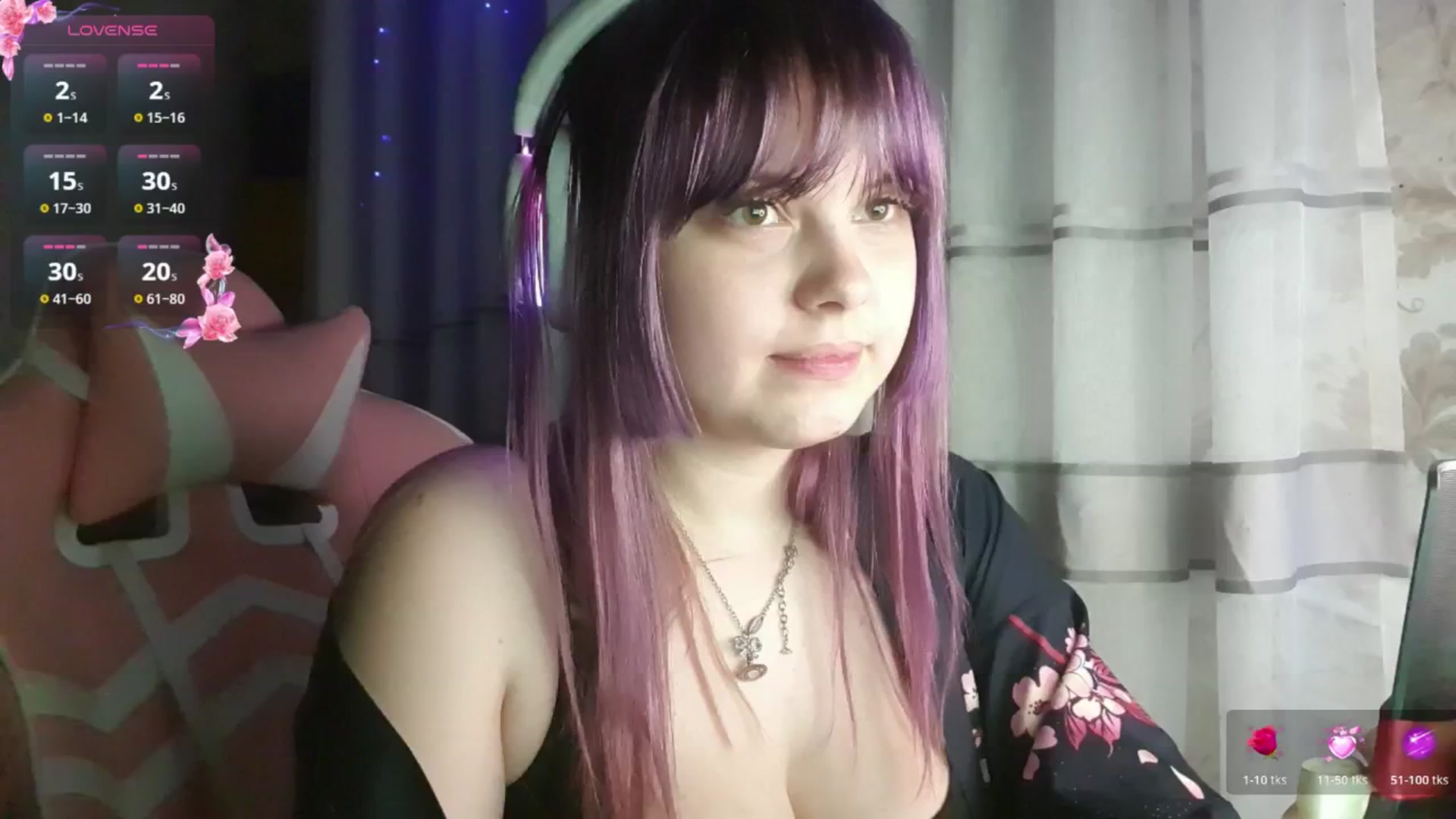 Gallery image thumbnail from LovelyKriss's myfreecams stream on, 02/28/2026, 23:29 image 10 of 20