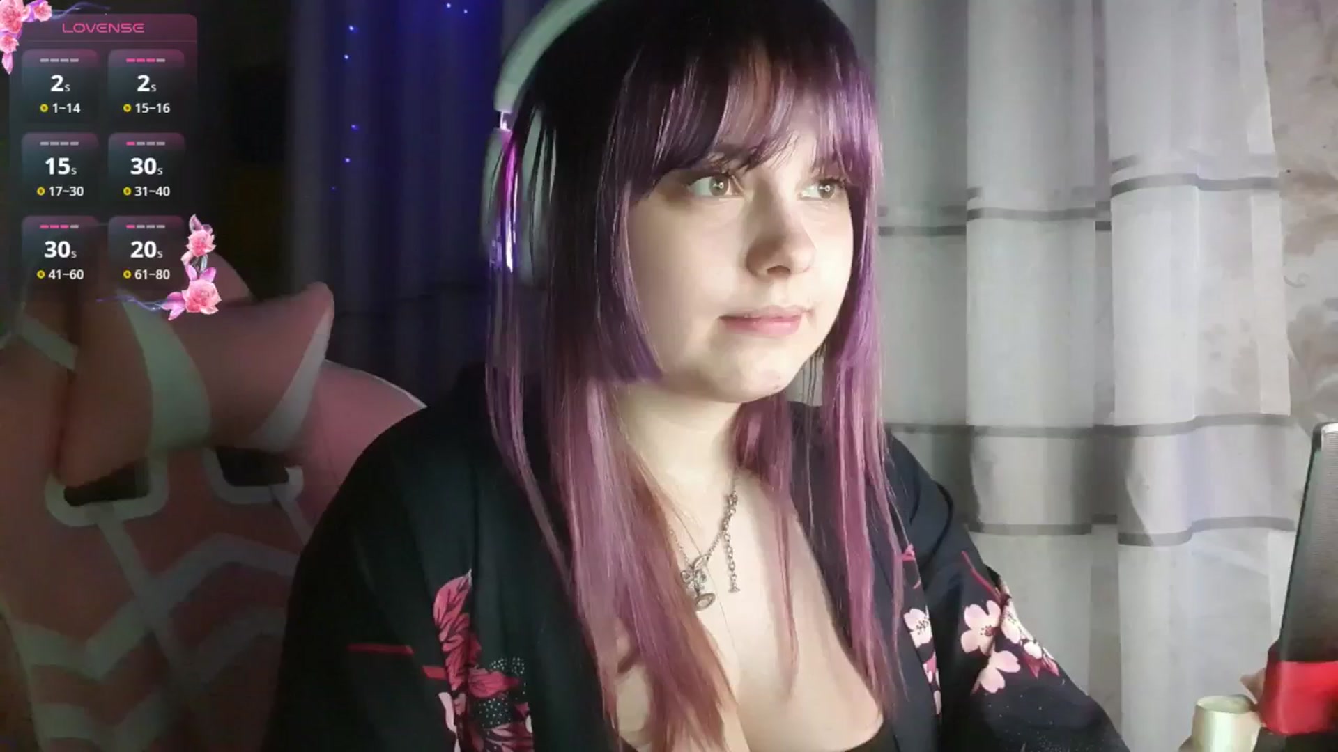 Gallery image thumbnail from LovelyKriss's myfreecams stream on, 02/28/2026, 23:29 image 8 of 20
