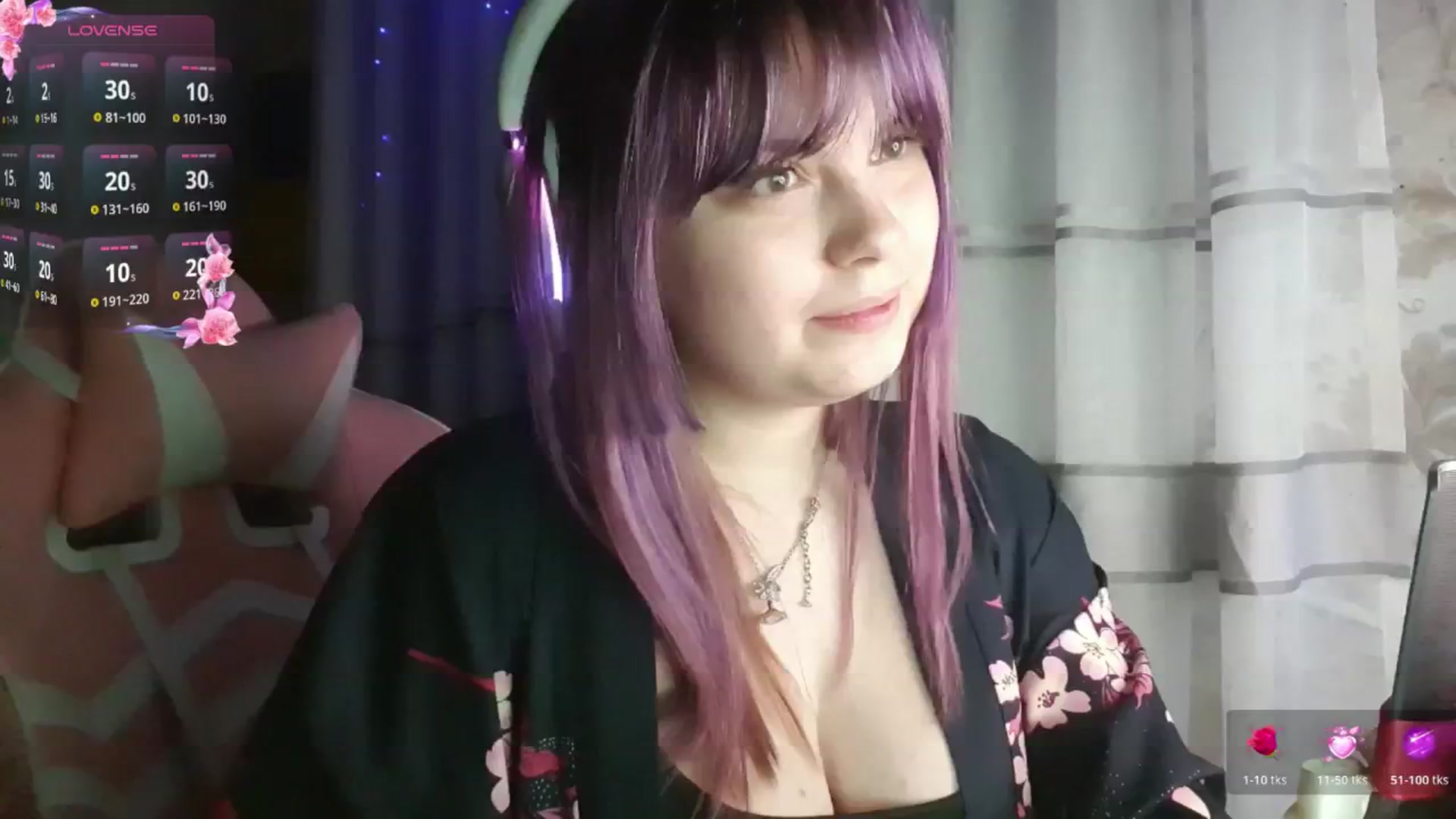 Gallery image thumbnail from LovelyKriss's myfreecams stream on, 02/28/2026, 23:29 image 7 of 20