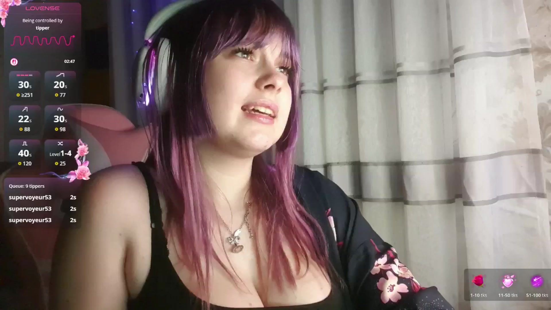 Gallery image thumbnail from LovelyKriss's myfreecams stream on, 03/01/2026, 02:03 image 2 of 20