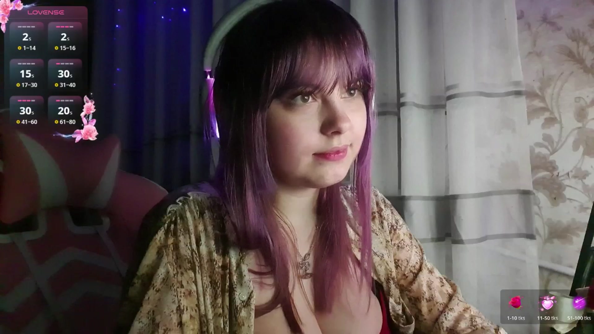 Gallery image thumbnail from LovelyKriss's myfreecams stream on, 03/01/2026, 22:14 image 12 of 20