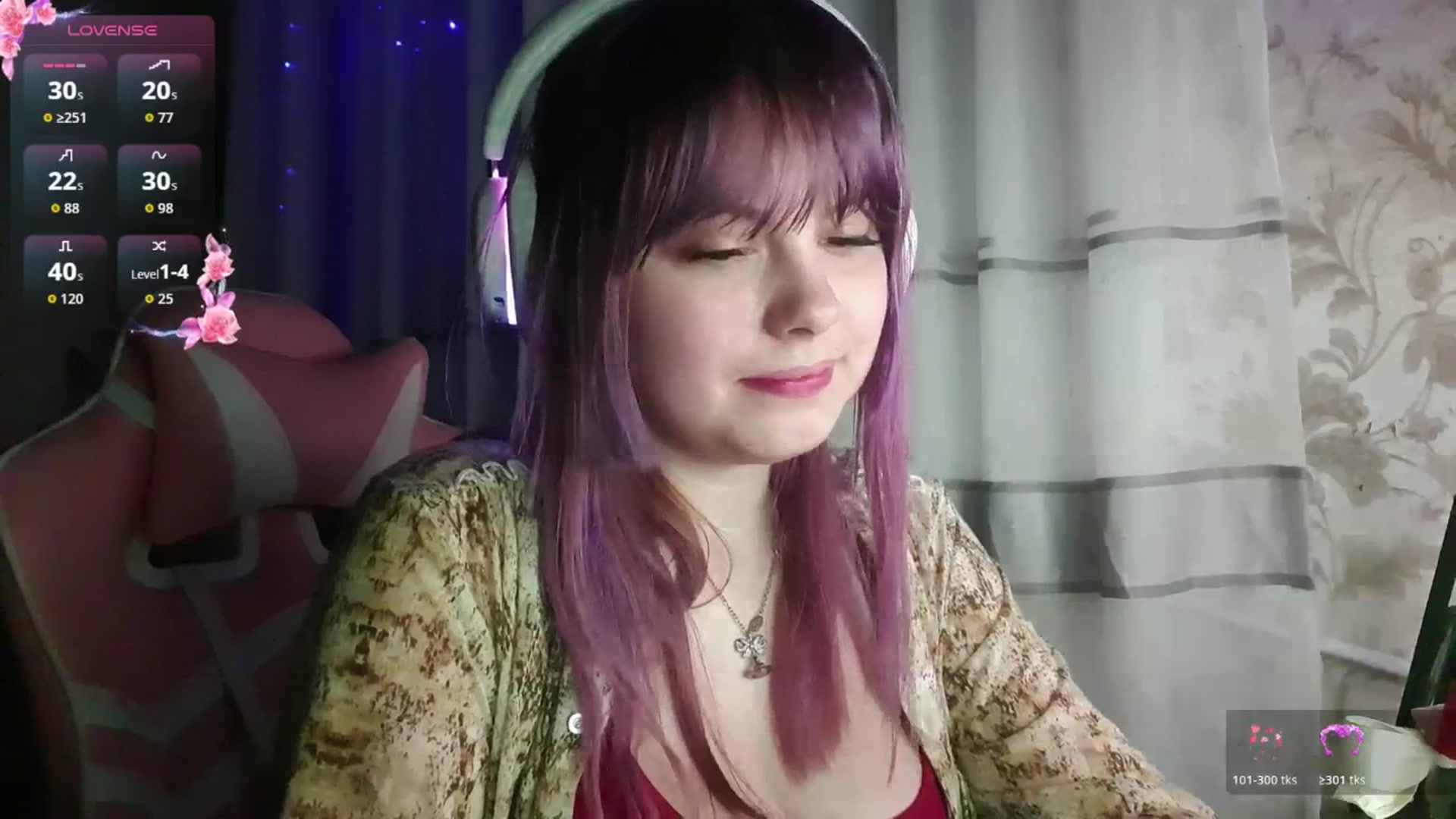 Gallery image thumbnail from LovelyKriss's myfreecams stream on, 03/01/2026, 22:14 image 6 of 20