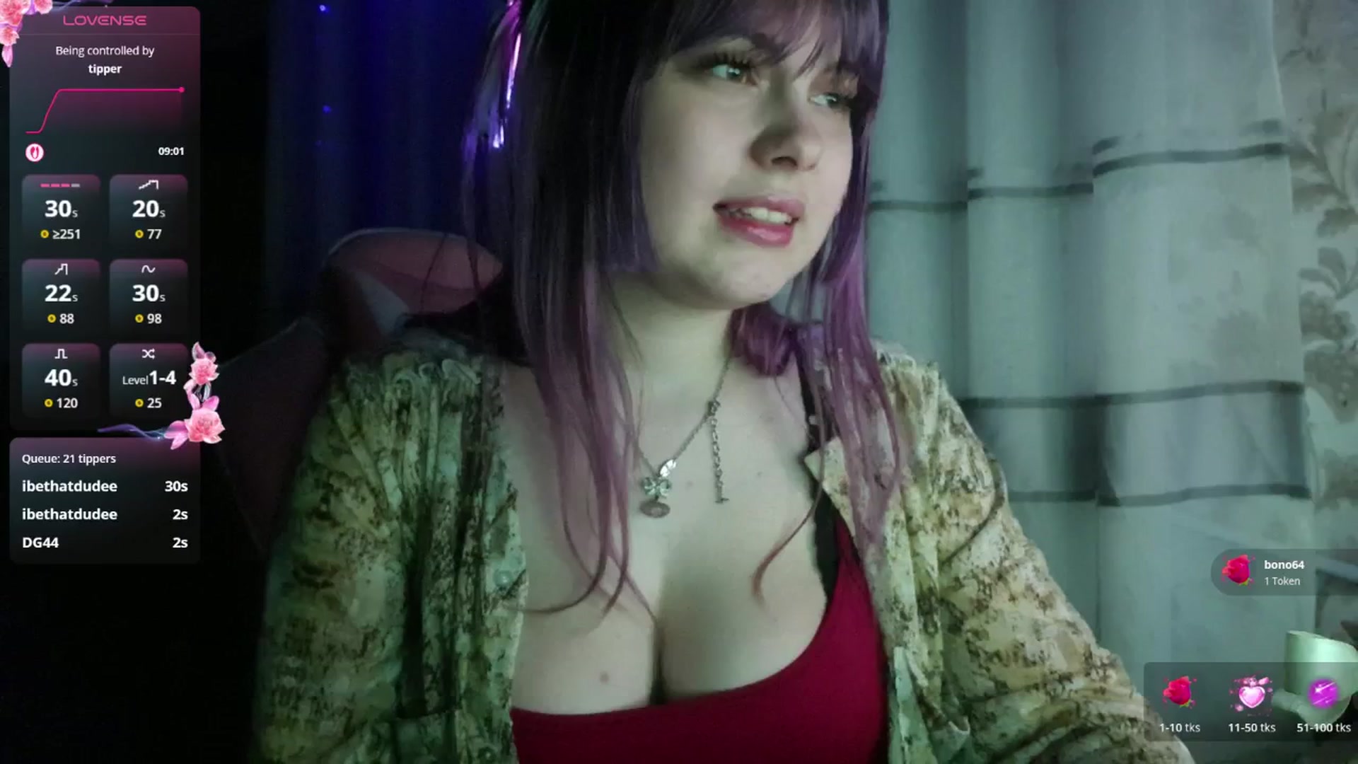 Gallery image thumbnail from LovelyKriss's myfreecams stream on, 03/01/2026, 23:10 image 12 of 20