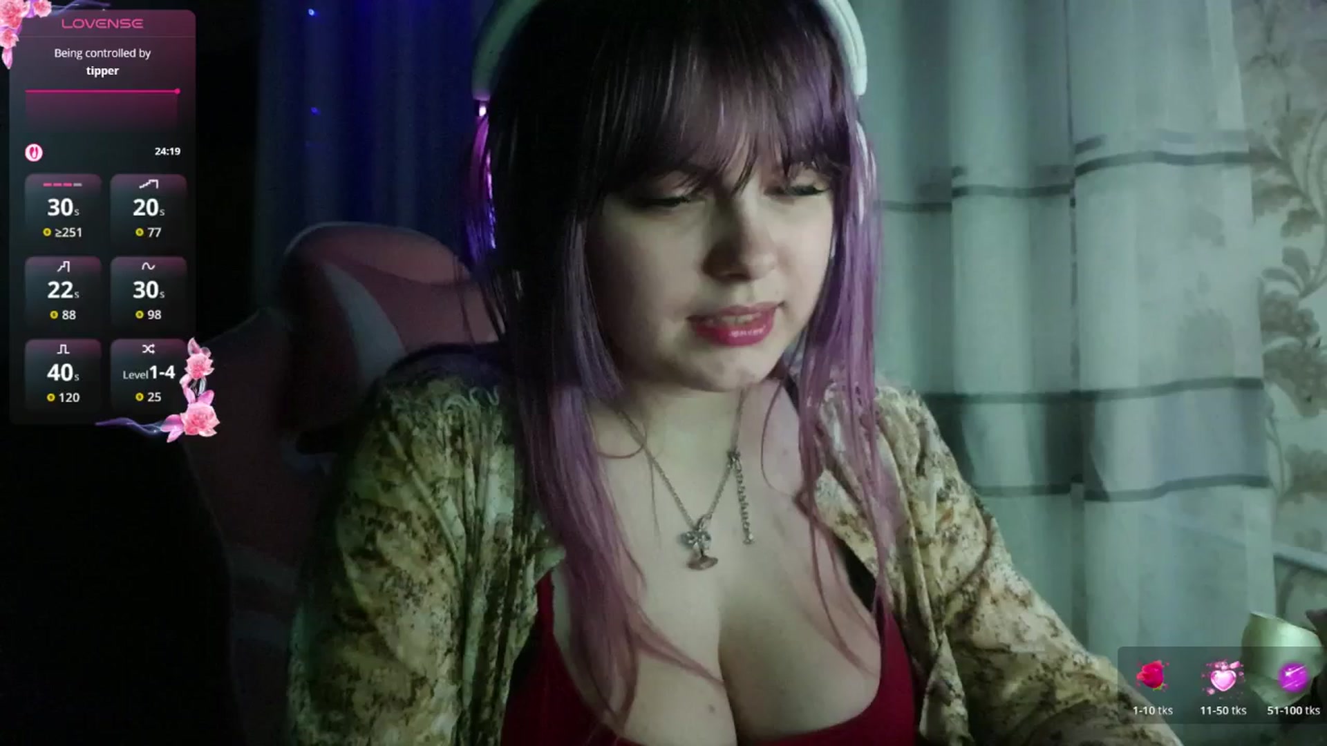 Gallery image thumbnail from LovelyKriss's myfreecams stream on, 03/01/2026, 23:10 image 3 of 20