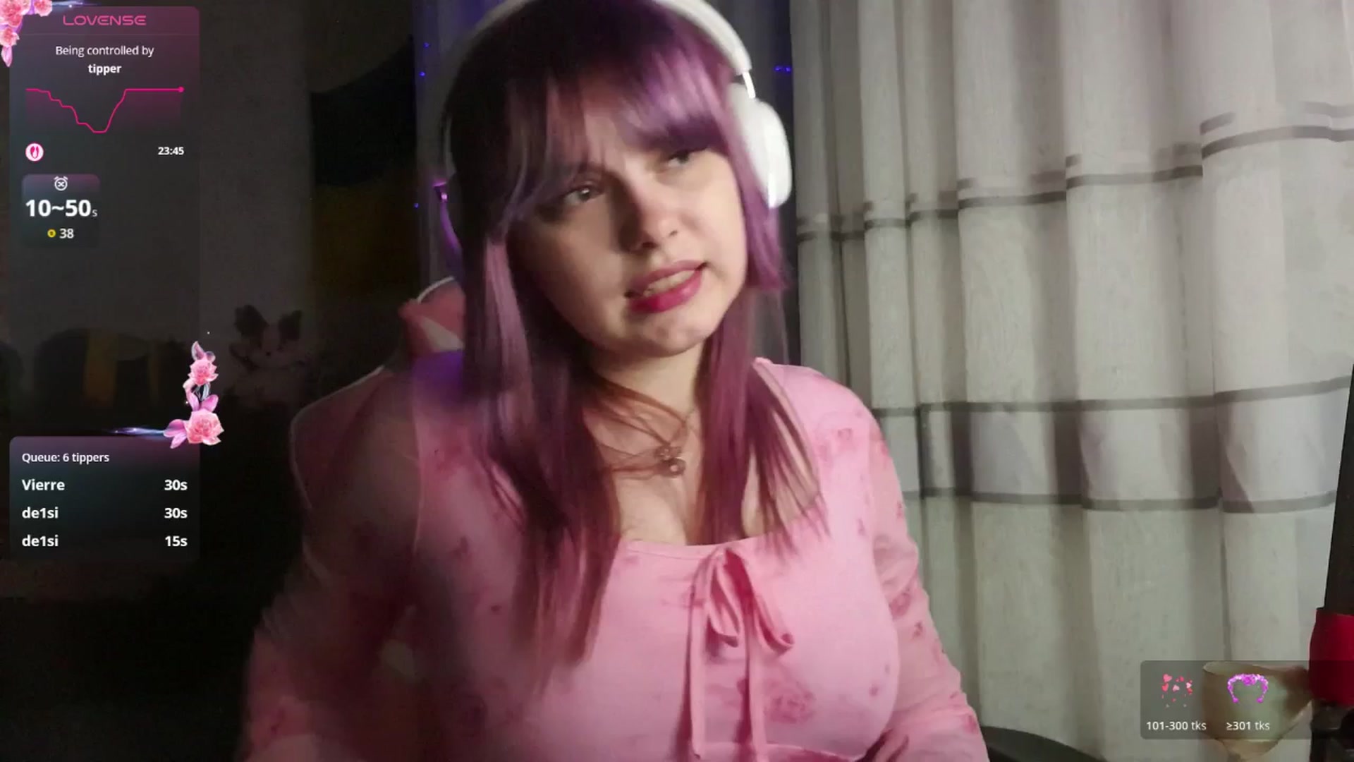 Gallery image thumbnail from LovelyKriss's myfreecams stream on, 03/03/2026, 01:24 image 2 of 20