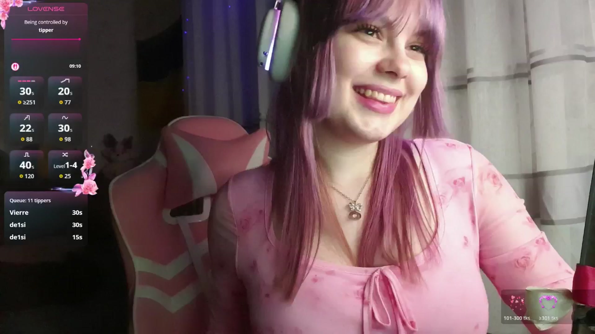 Gallery image thumbnail from LovelyKriss's myfreecams stream on, 03/03/2026, 01:24 image 8 of 20