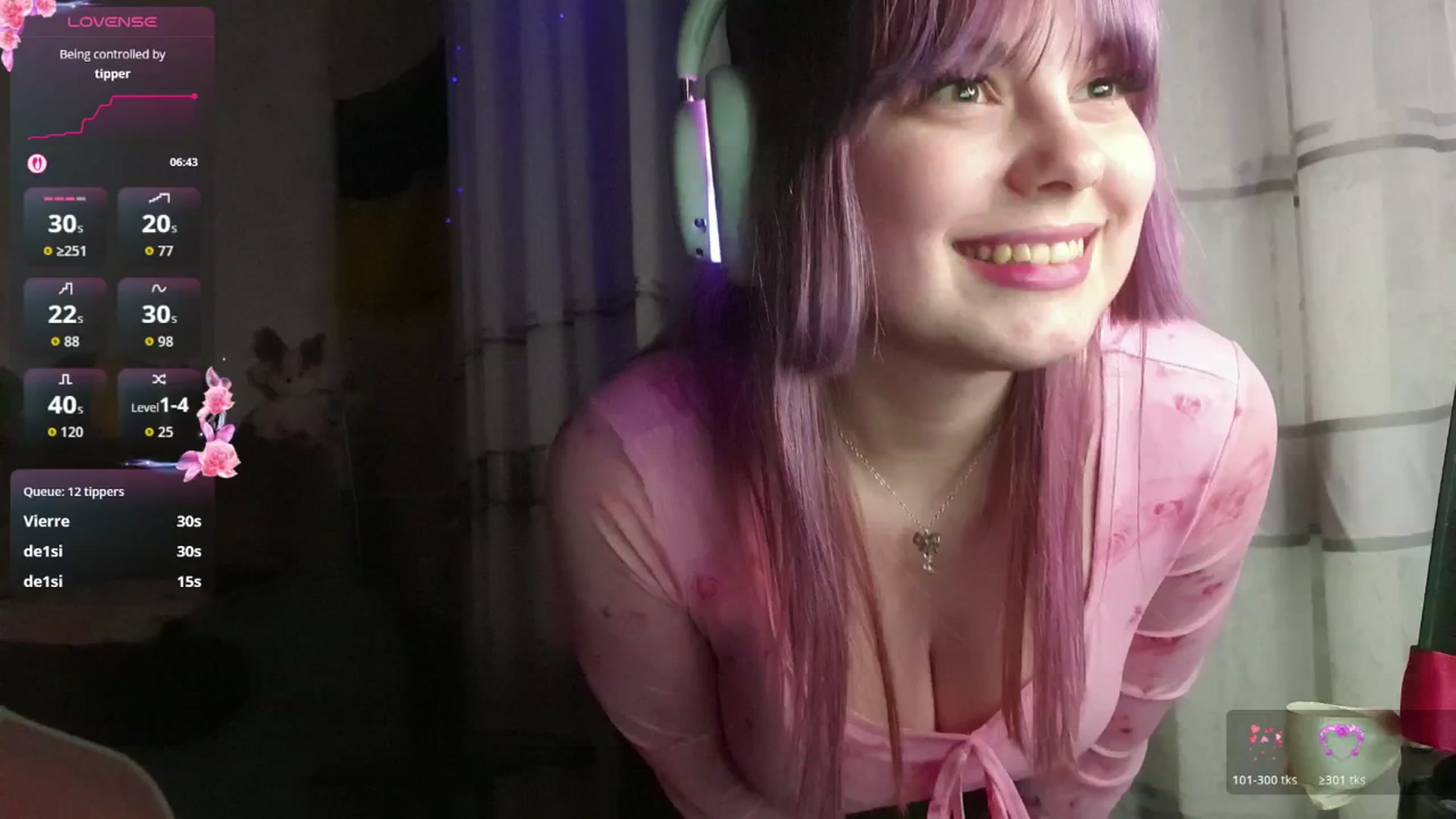 Gallery image thumbnail from LovelyKriss's myfreecams stream on, 03/03/2026, 01:24 image 9 of 20