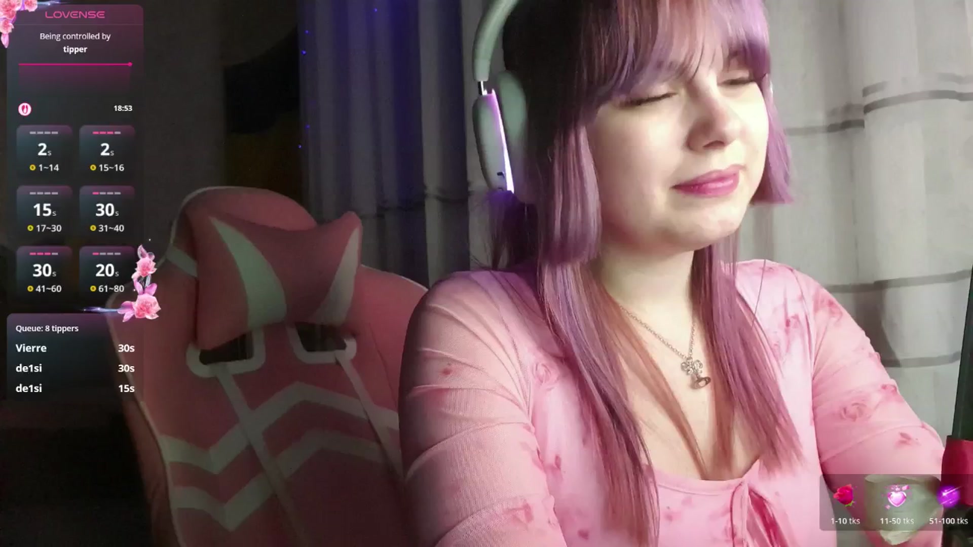 Gallery image thumbnail from LovelyKriss's myfreecams stream on, 03/03/2026, 01:24 image 4 of 20