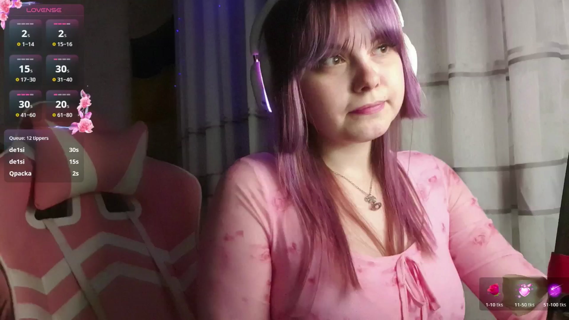 Gallery image thumbnail from LovelyKriss's myfreecams stream on, 03/03/2026, 01:24 image 12 of 20