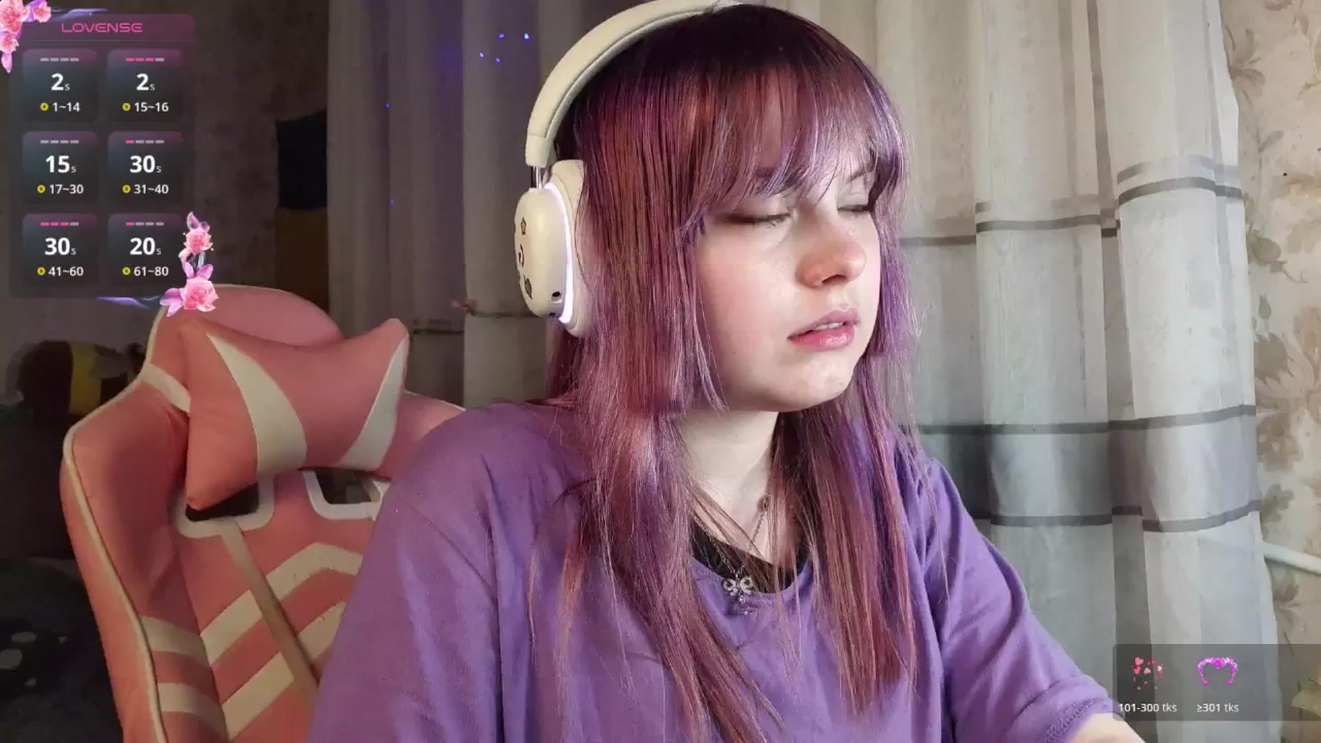 Gallery image thumbnail from LovelyKriss's myfreecams stream on, 03/05/2026, 24:03 image 8 of 20