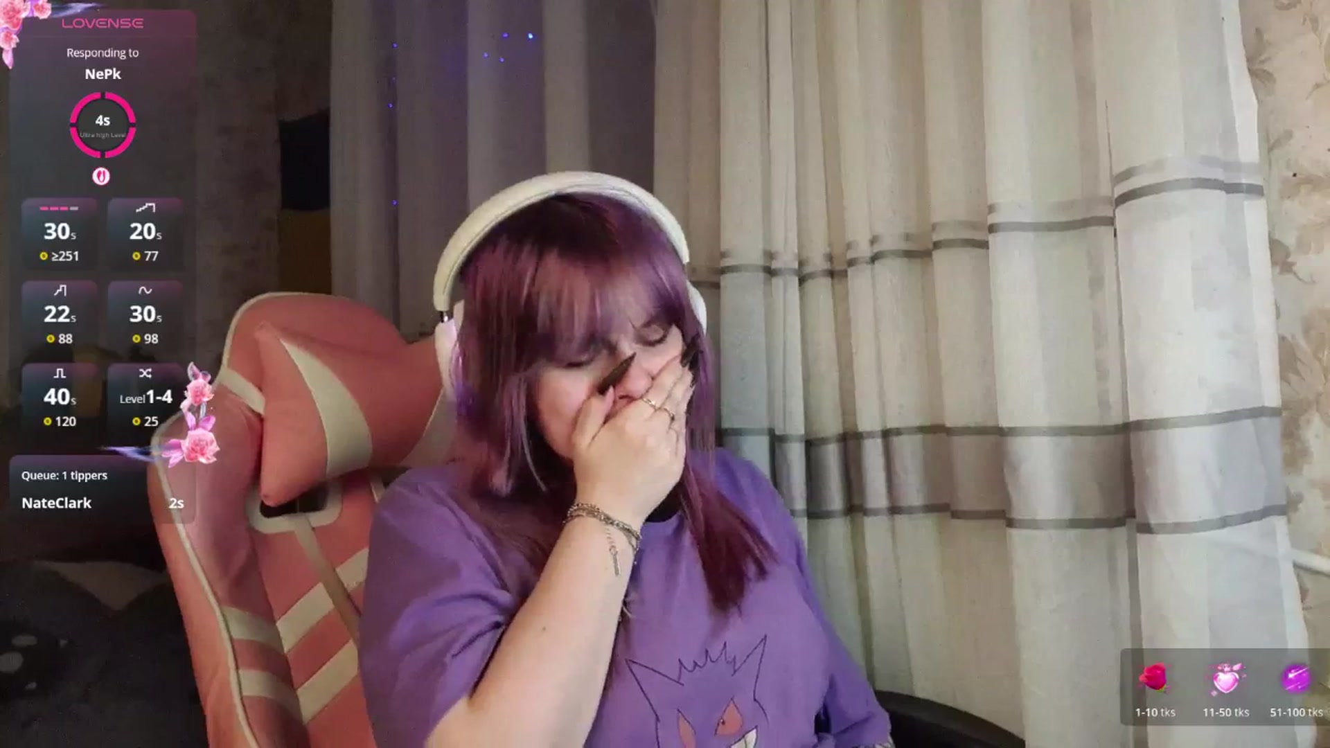 Gallery image thumbnail from LovelyKriss's myfreecams stream on, 03/05/2026, 24:03 image 14 of 20