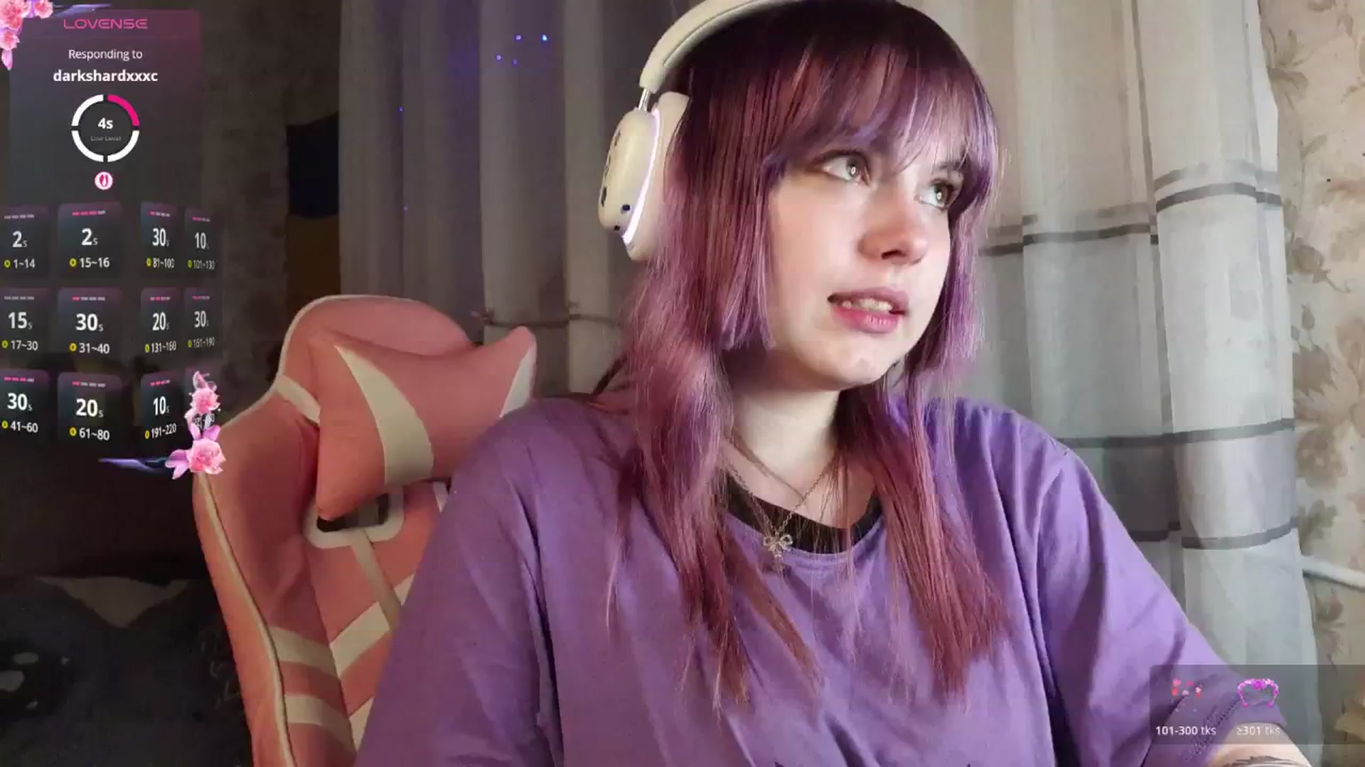 Gallery image thumbnail from LovelyKriss's myfreecams stream on, 03/05/2026, 24:03 image 4 of 20