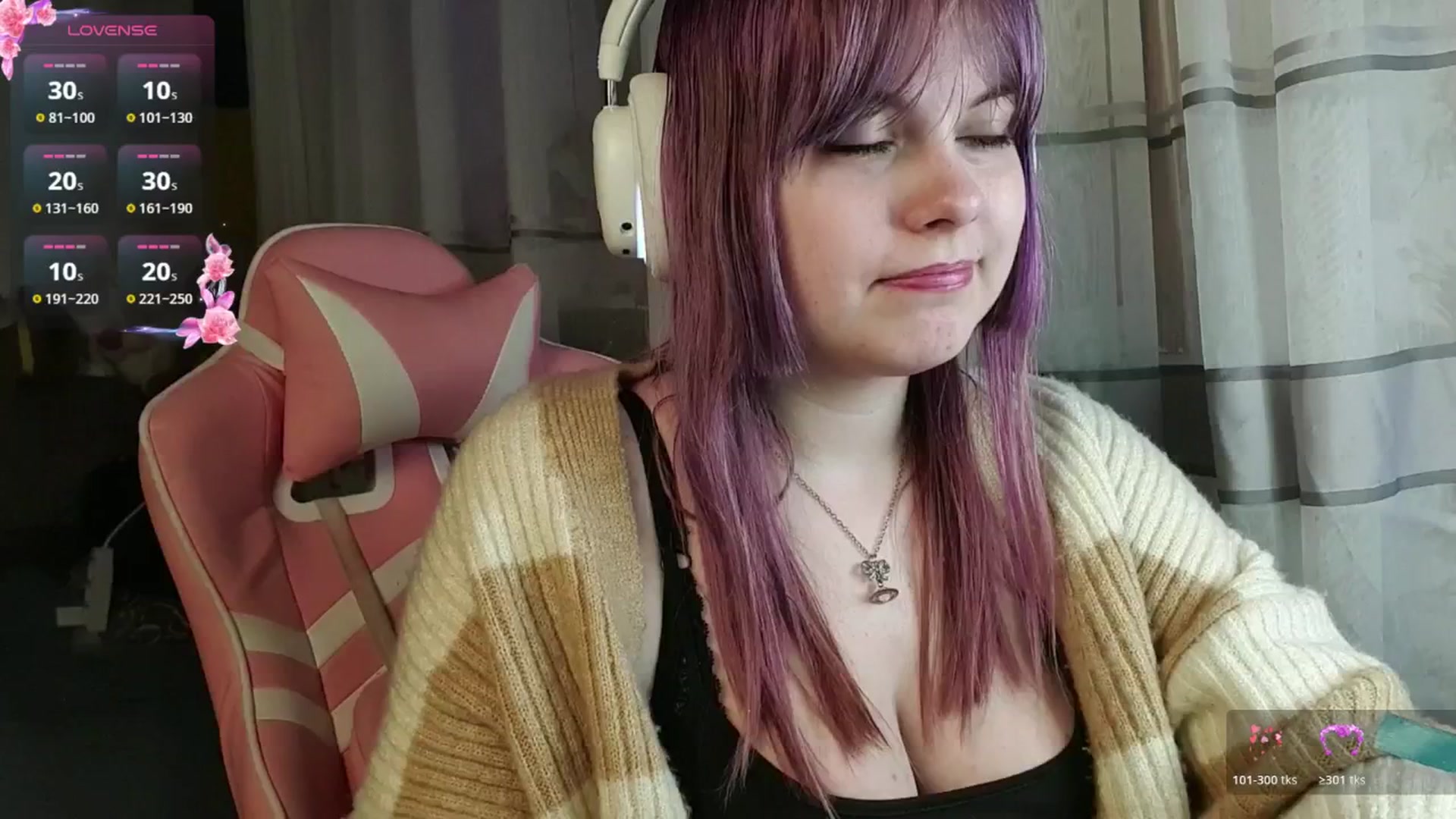 Gallery image thumbnail from LovelyKriss's myfreecams stream on, 03/06/2026, 01:25 image 20 of 20