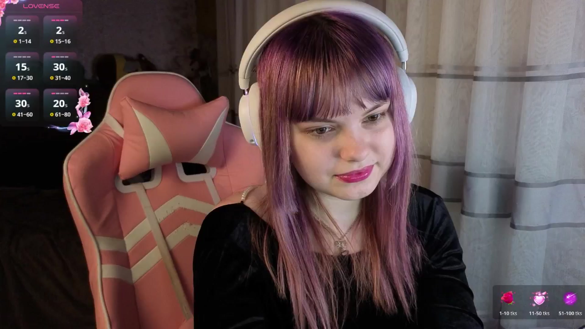 Gallery image thumbnail from LovelyKriss's myfreecams stream on, 03/08/2026, 01:24 image 3 of 20