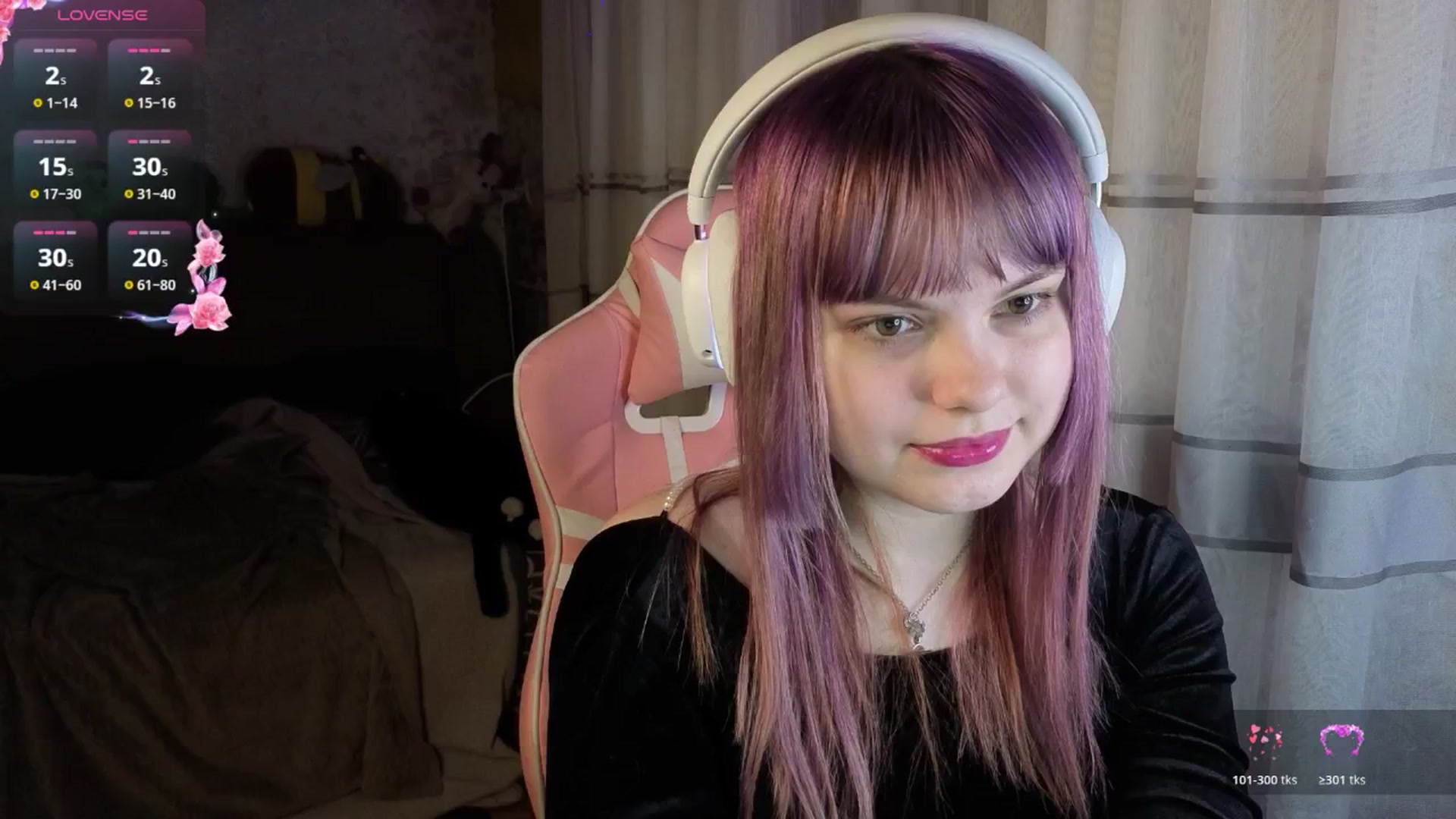 Gallery image thumbnail from LovelyKriss's myfreecams stream on, 03/08/2026, 01:24 image 19 of 20