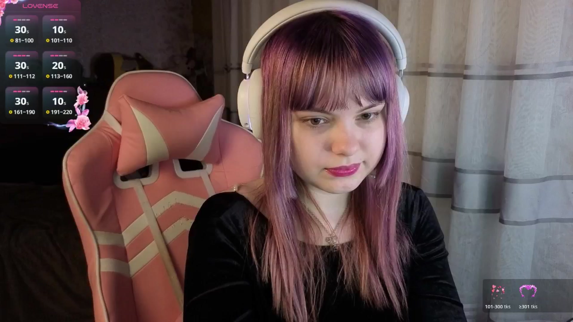 Gallery image thumbnail from LovelyKriss's myfreecams stream on, 03/08/2026, 01:24 image 1 of 20