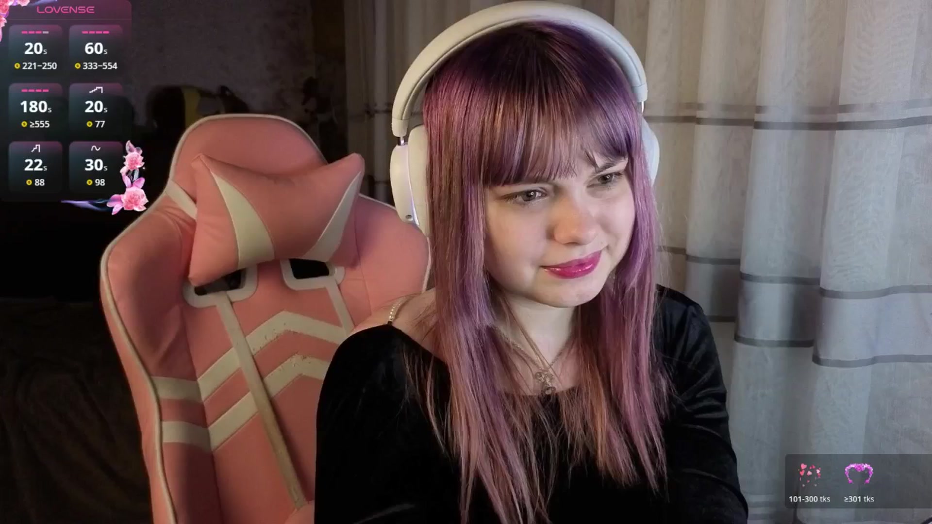 Gallery image thumbnail from LovelyKriss's myfreecams stream on, 03/08/2026, 01:24 image 4 of 20