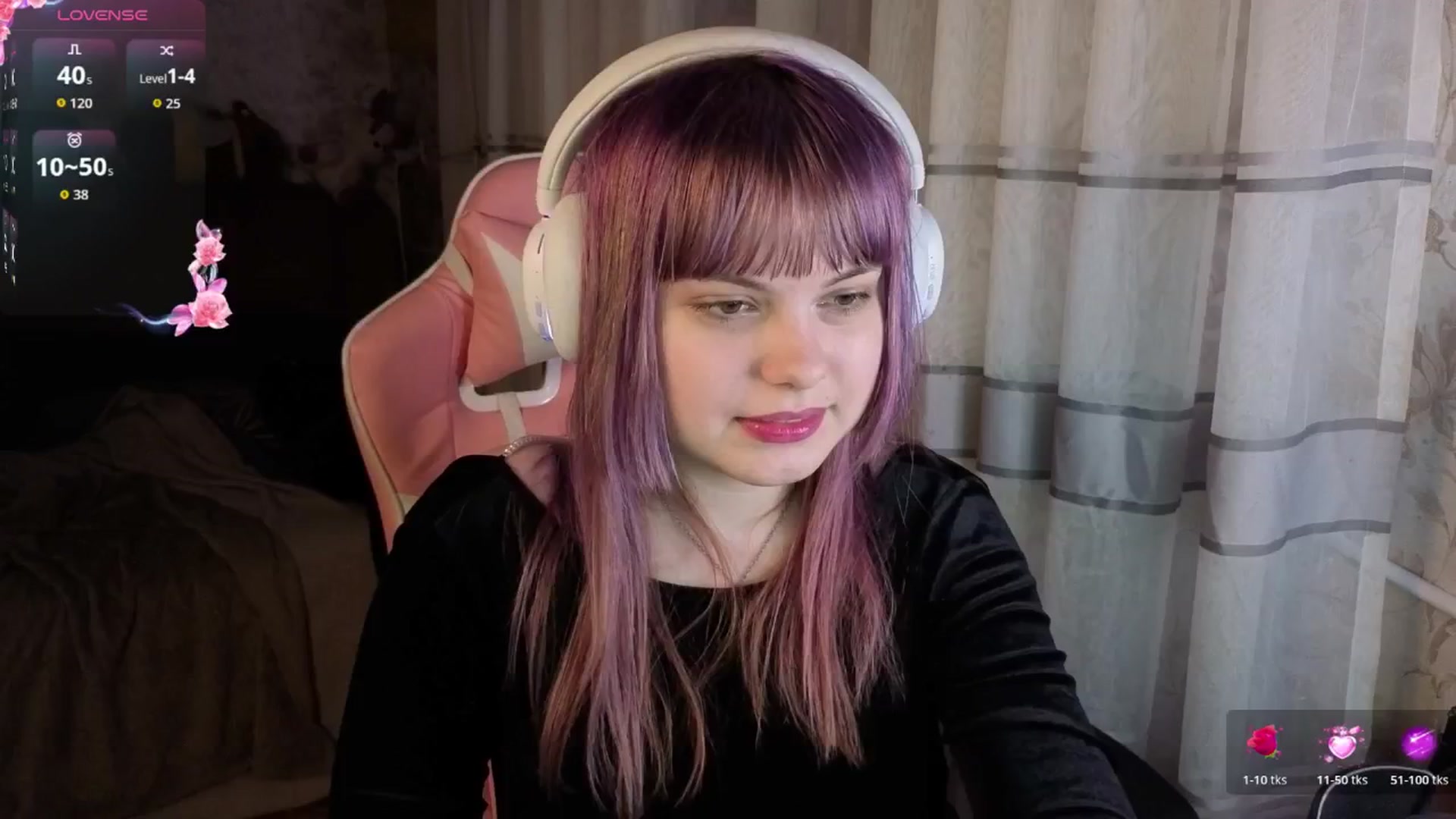 Gallery image thumbnail from LovelyKriss's myfreecams stream on, 03/08/2026, 02:26 image 5 of 20