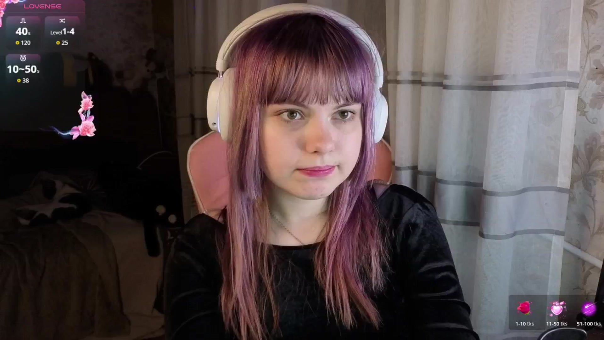 Gallery image thumbnail from LovelyKriss's myfreecams stream on, 03/08/2026, 02:26 image 15 of 20