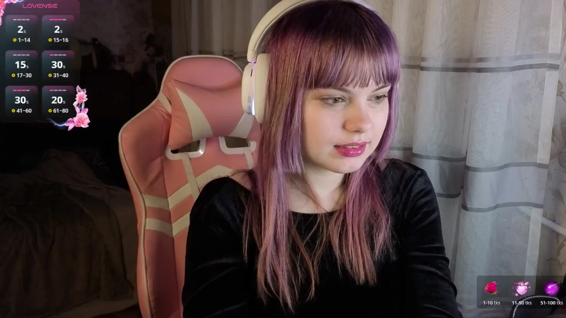 Gallery image thumbnail from LovelyKriss's myfreecams stream on, 03/08/2026, 02:26 image 3 of 20
