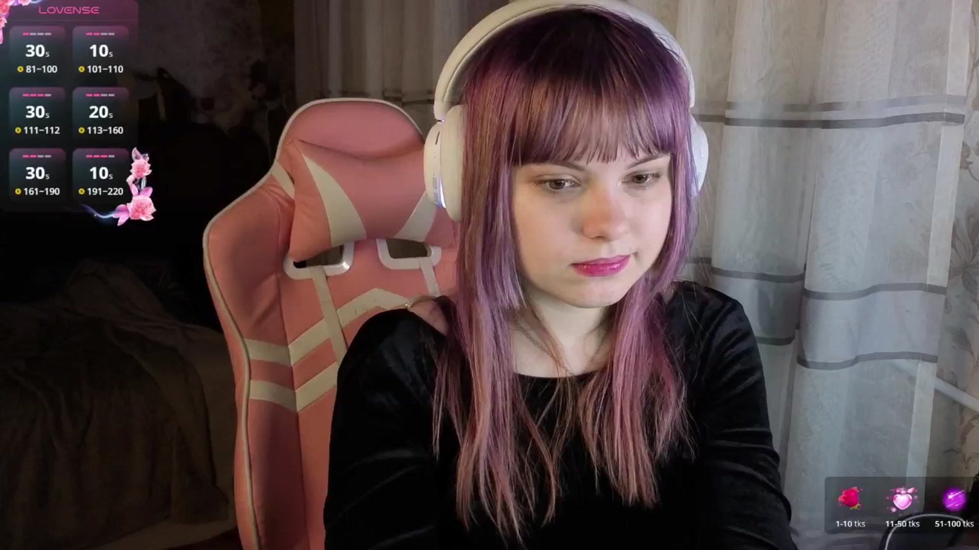 Gallery image thumbnail from LovelyKriss's myfreecams stream on, 03/08/2026, 02:26 image 4 of 20